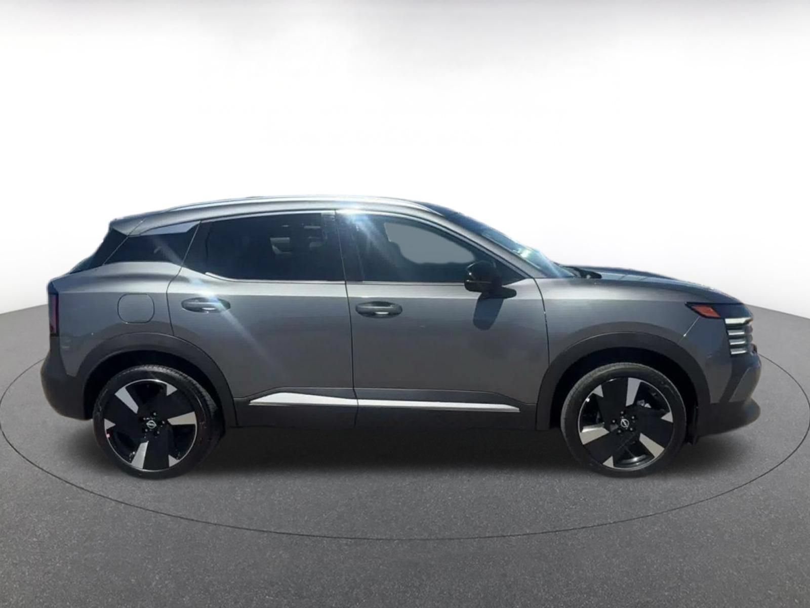 Thumbnail: 2026 Nissan Kicks - 15