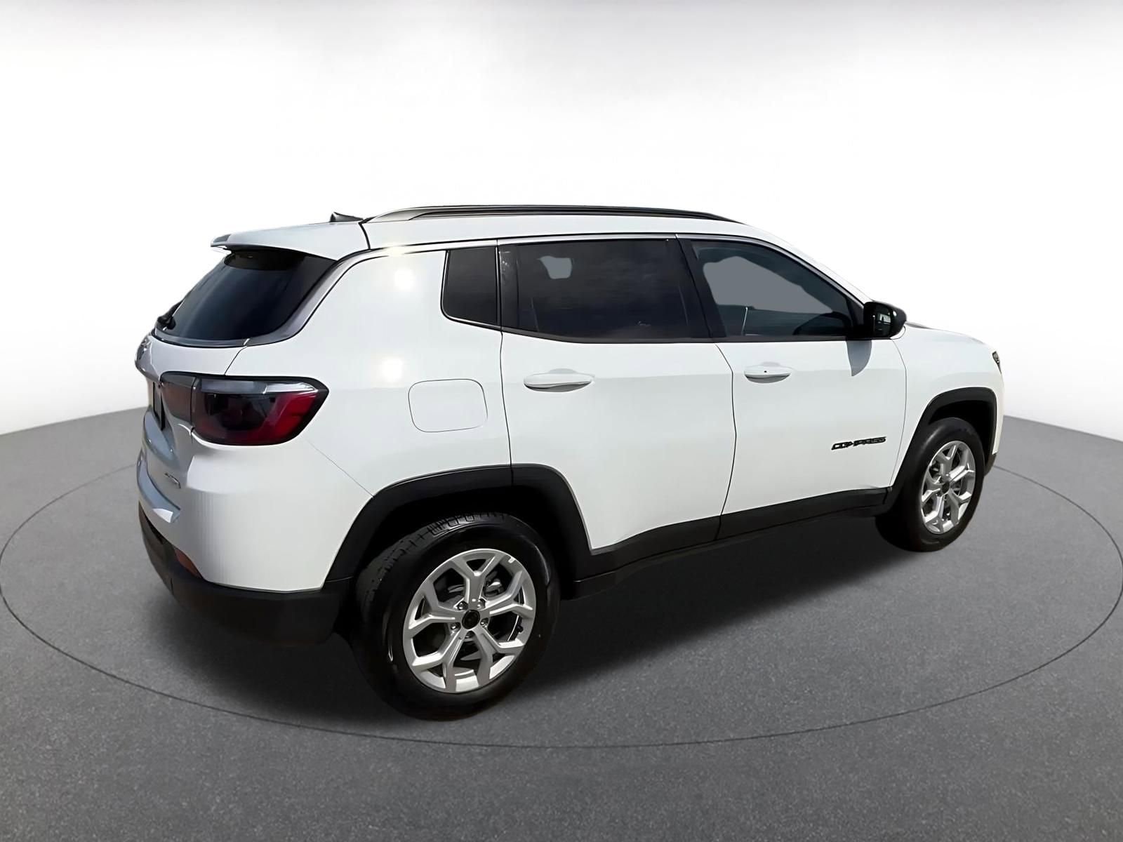 Thumbnail: 2025 Jeep Compass - 14