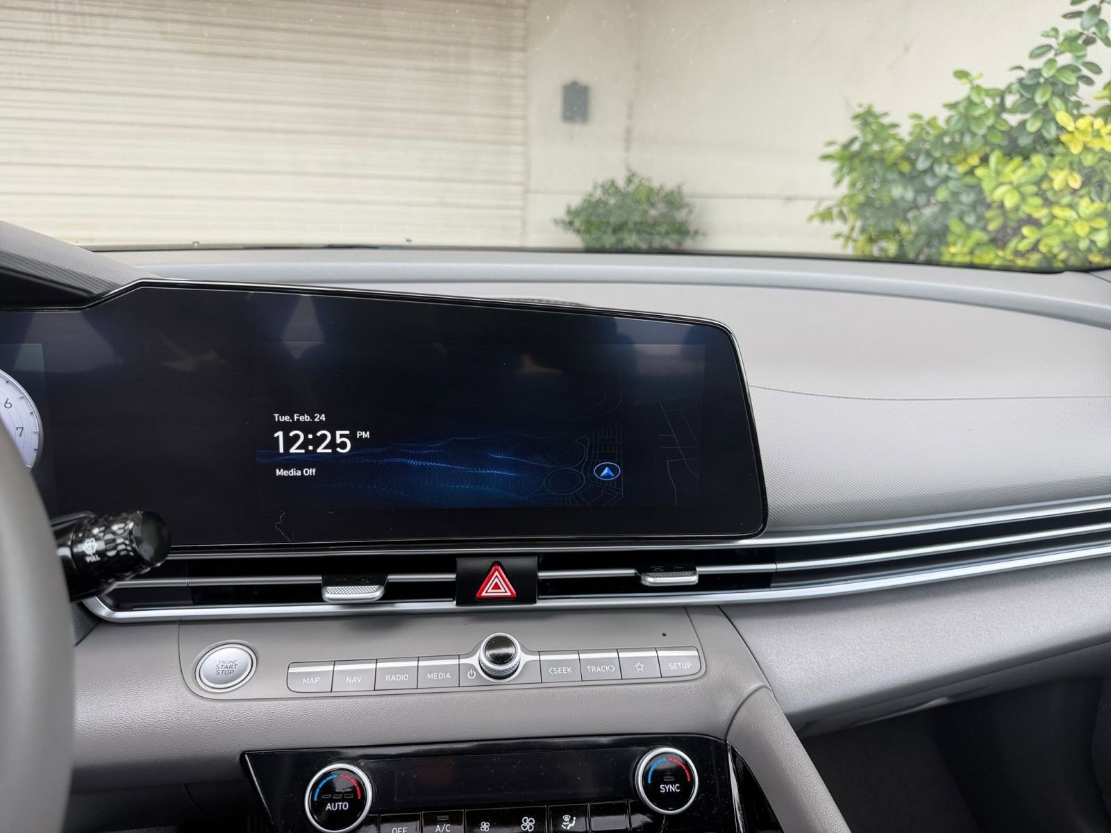 Thumbnail: 2025 Hyundai Elantra - 20