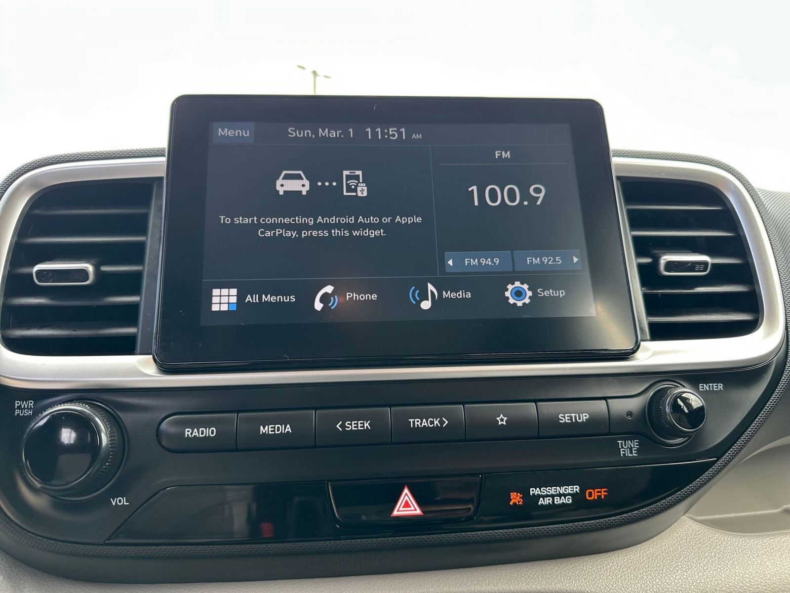 Thumbnail: 2025 Hyundai Venue - 20