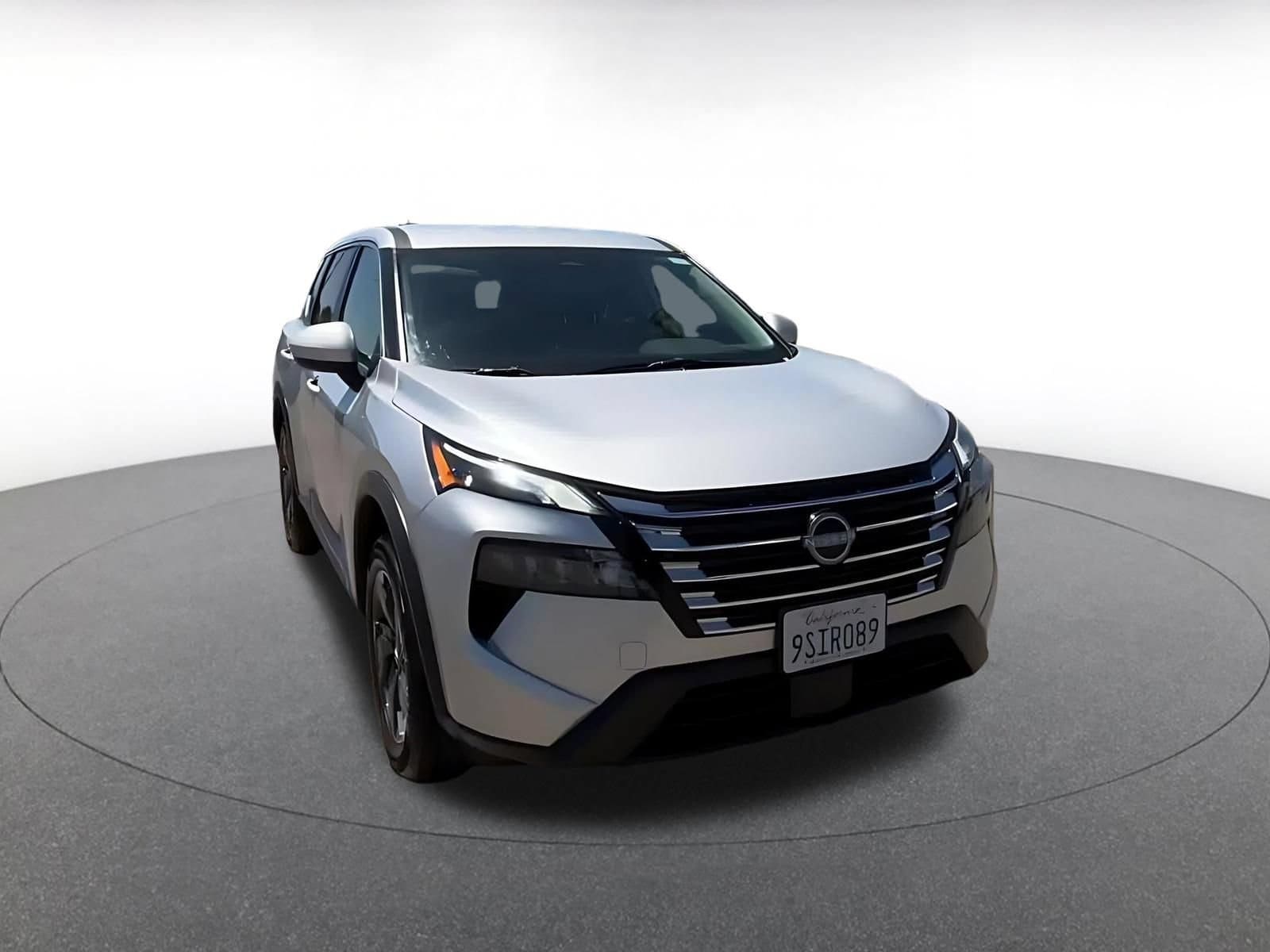 Thumbnail: 2025 Nissan Rogue - 3