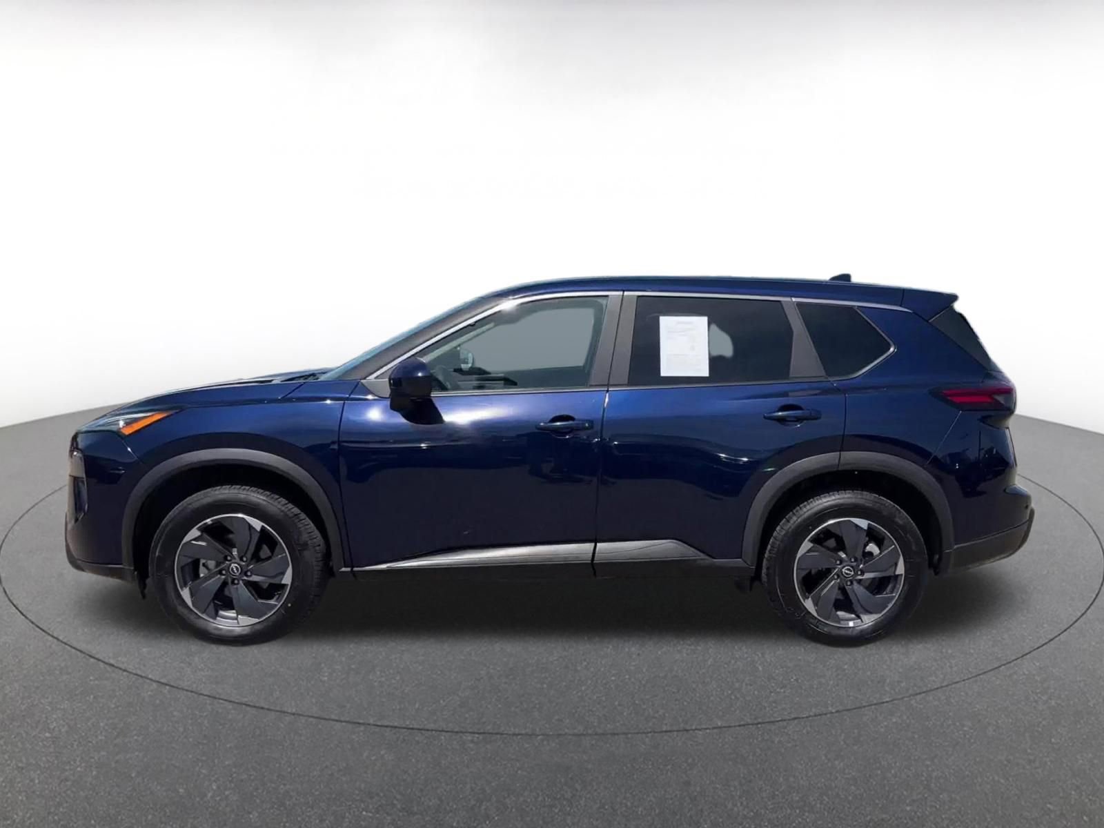 Thumbnail: 2025 Nissan Rogue - 9