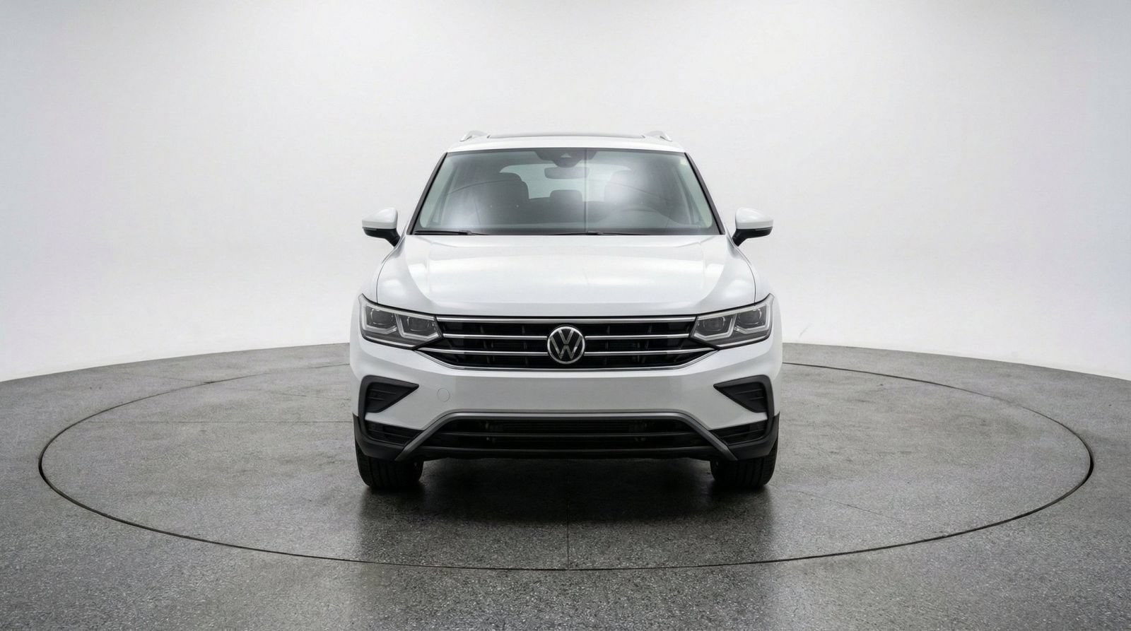 Thumbnail: 2026 Volkswagen Tiguan - 2