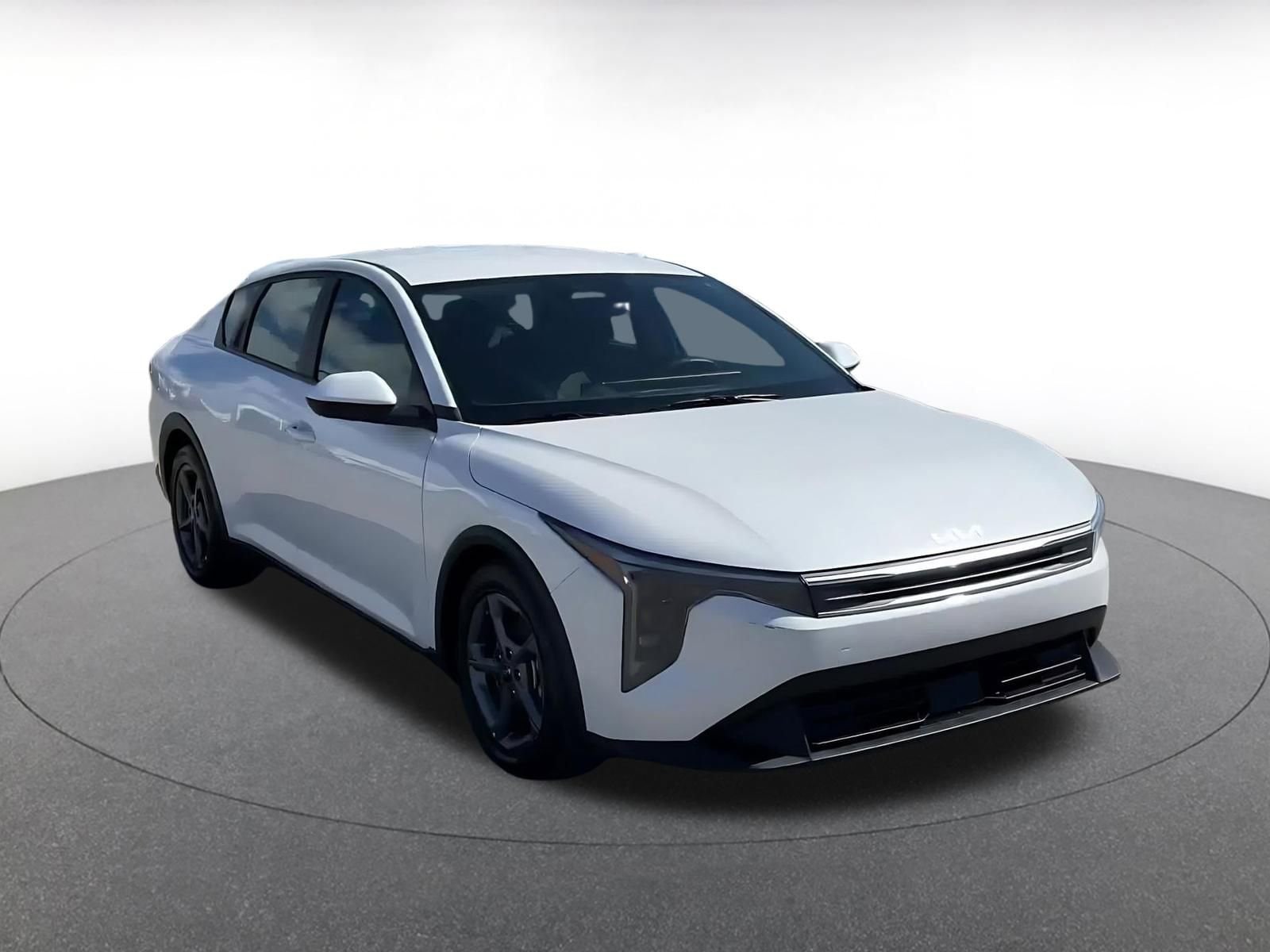 Thumbnail: 2025 Kia K4 - 3