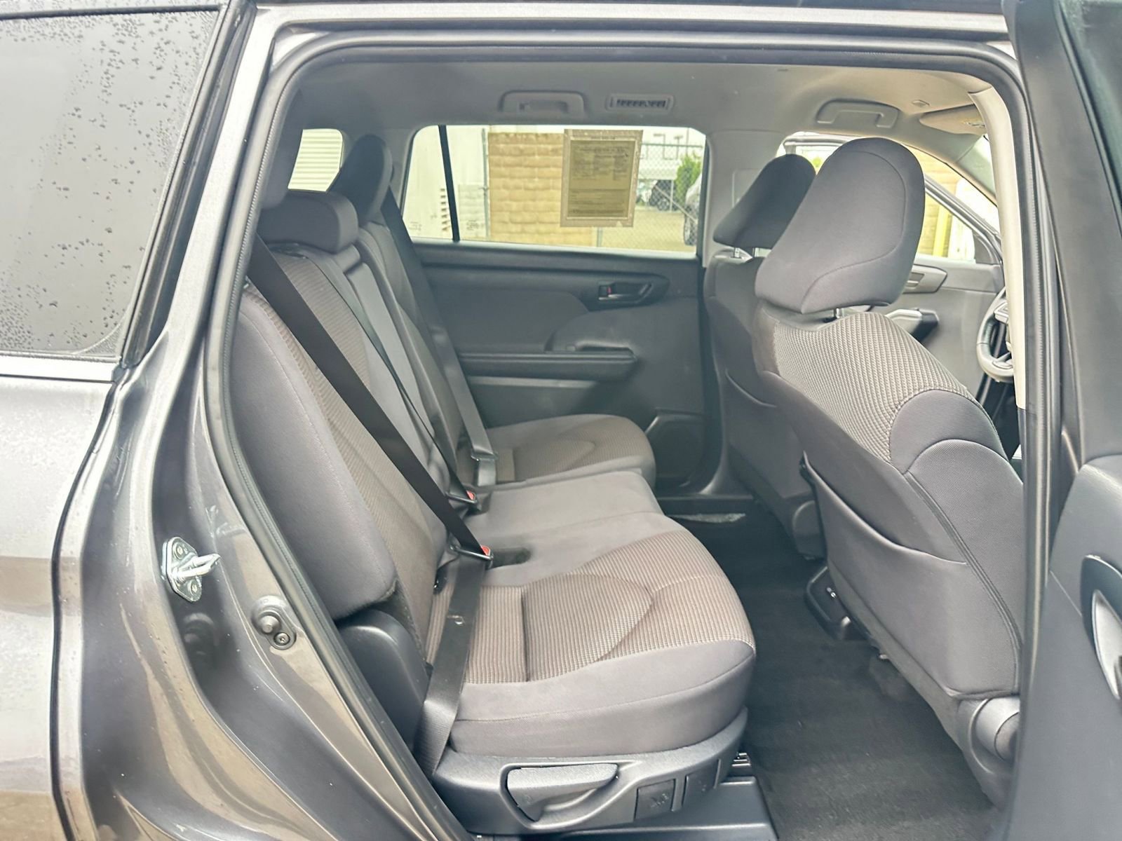 Thumbnail: 2025 Toyota Highlander - 27