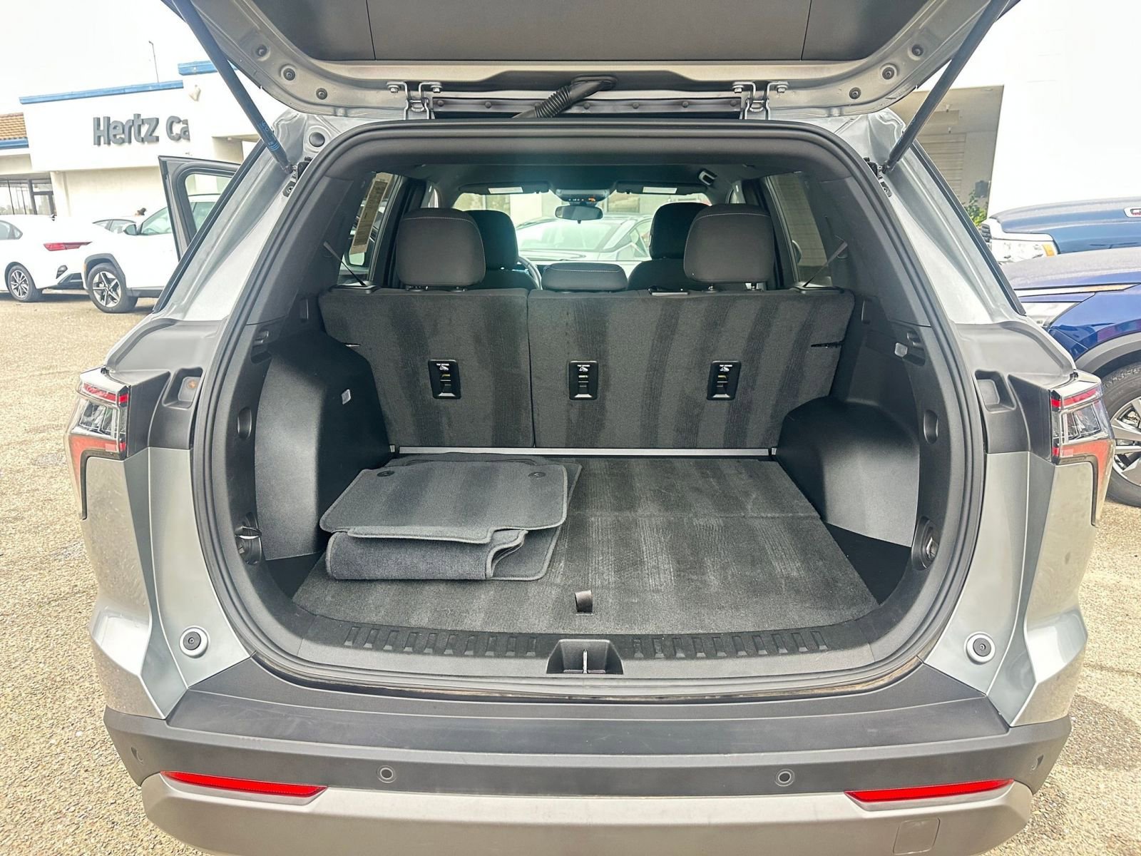 Thumbnail: 2025 Chevrolet Equinox - 31