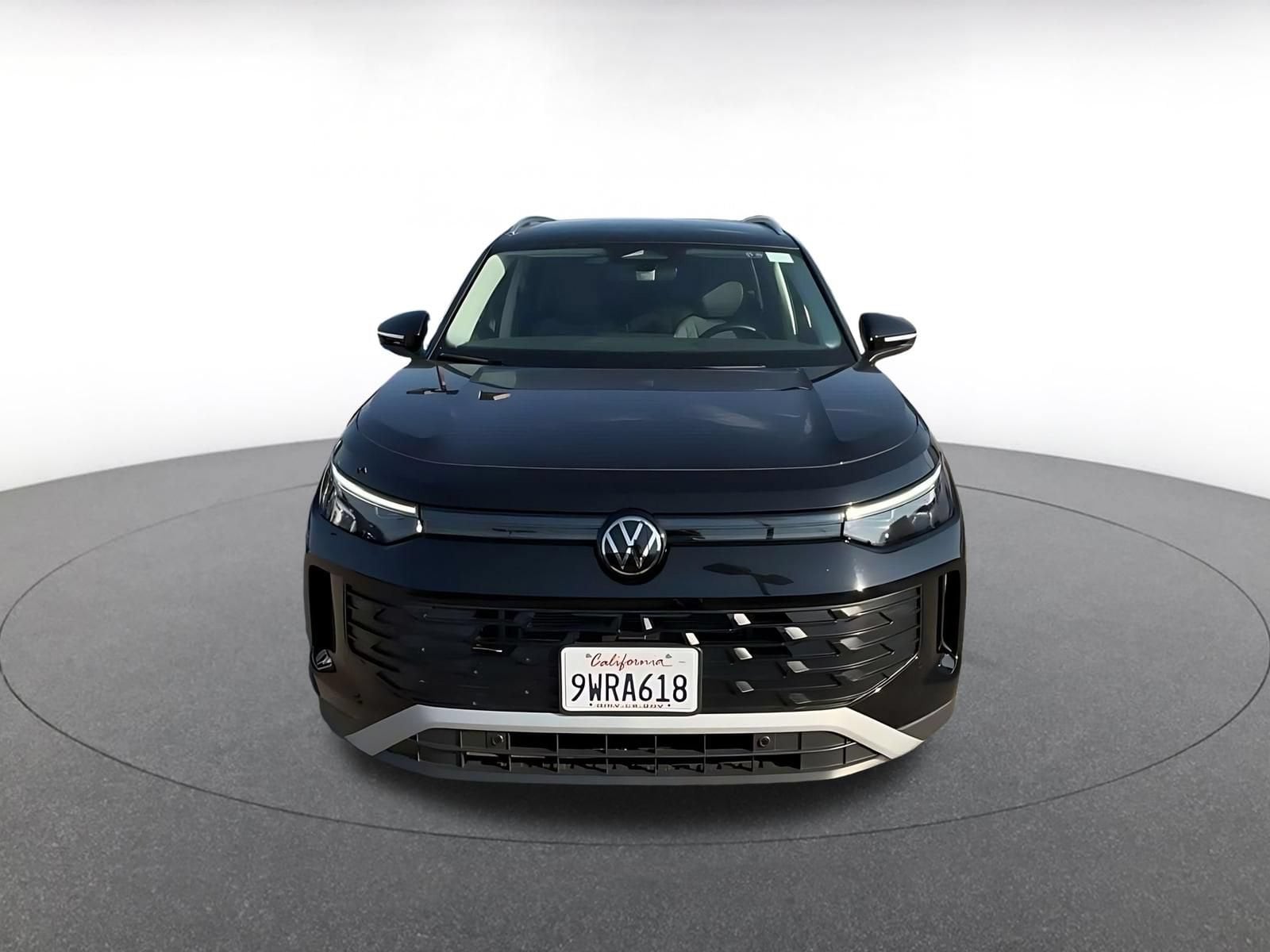 Thumbnail: 2026 Volkswagen Tiguan - 4