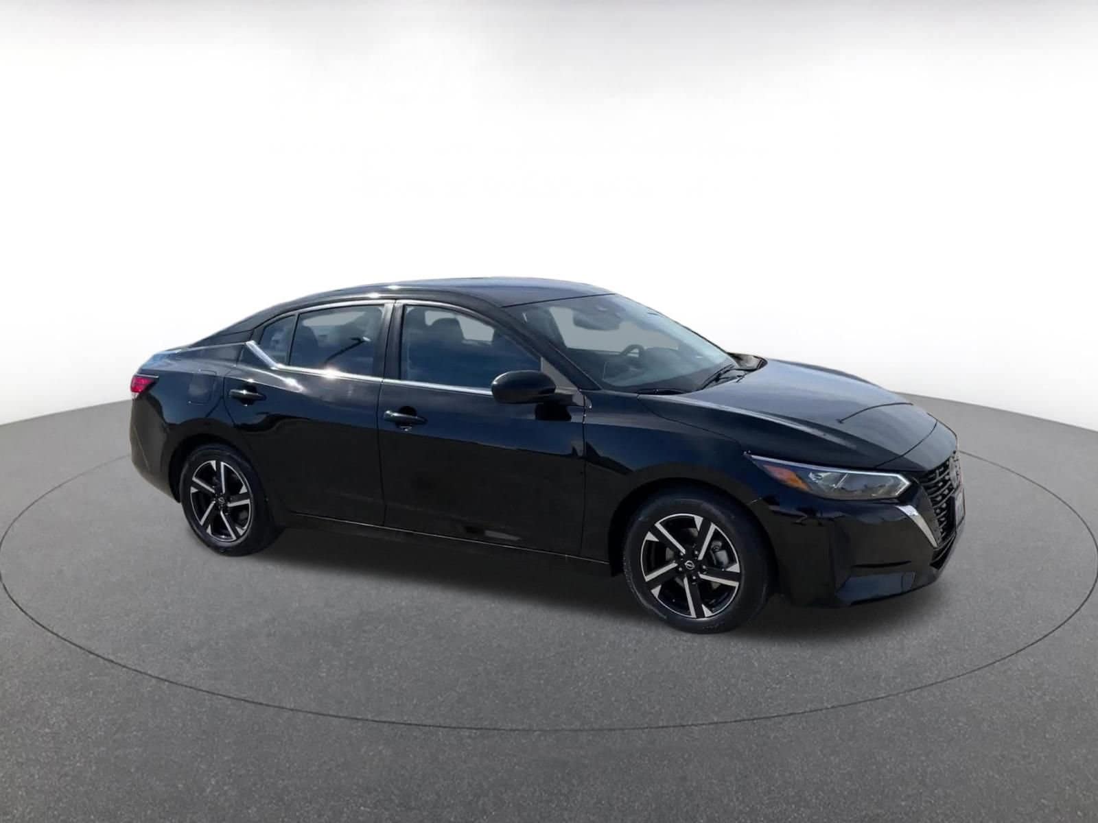 Thumbnail: 2025 Nissan Sentra - 2