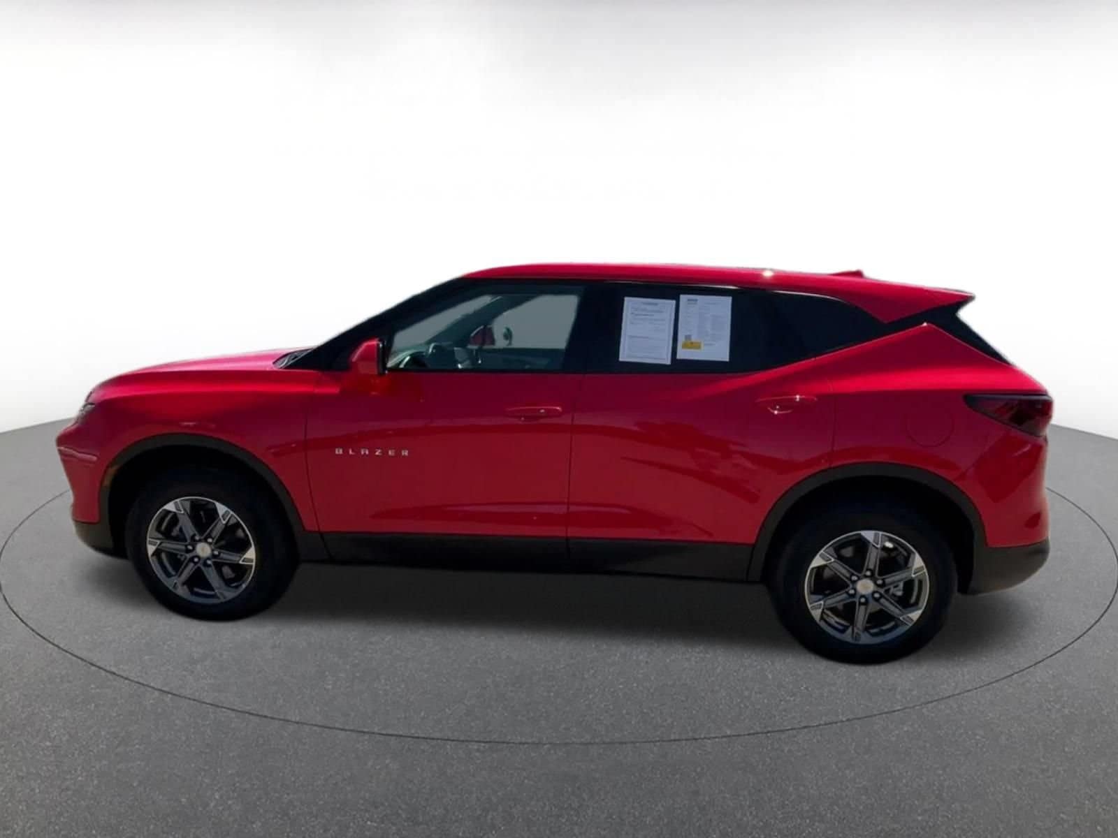 Thumbnail: 2026 Chevrolet Blazer - 9