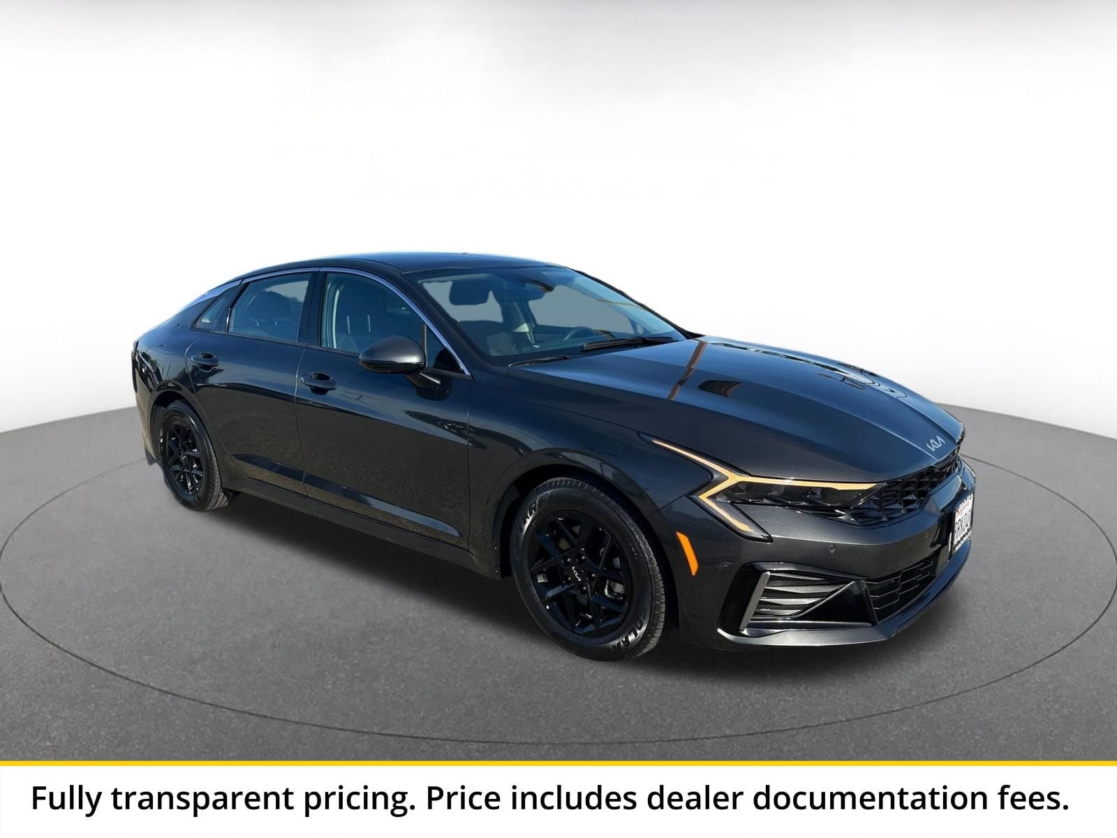 Thumbnail: 2025 Kia K5 - 1