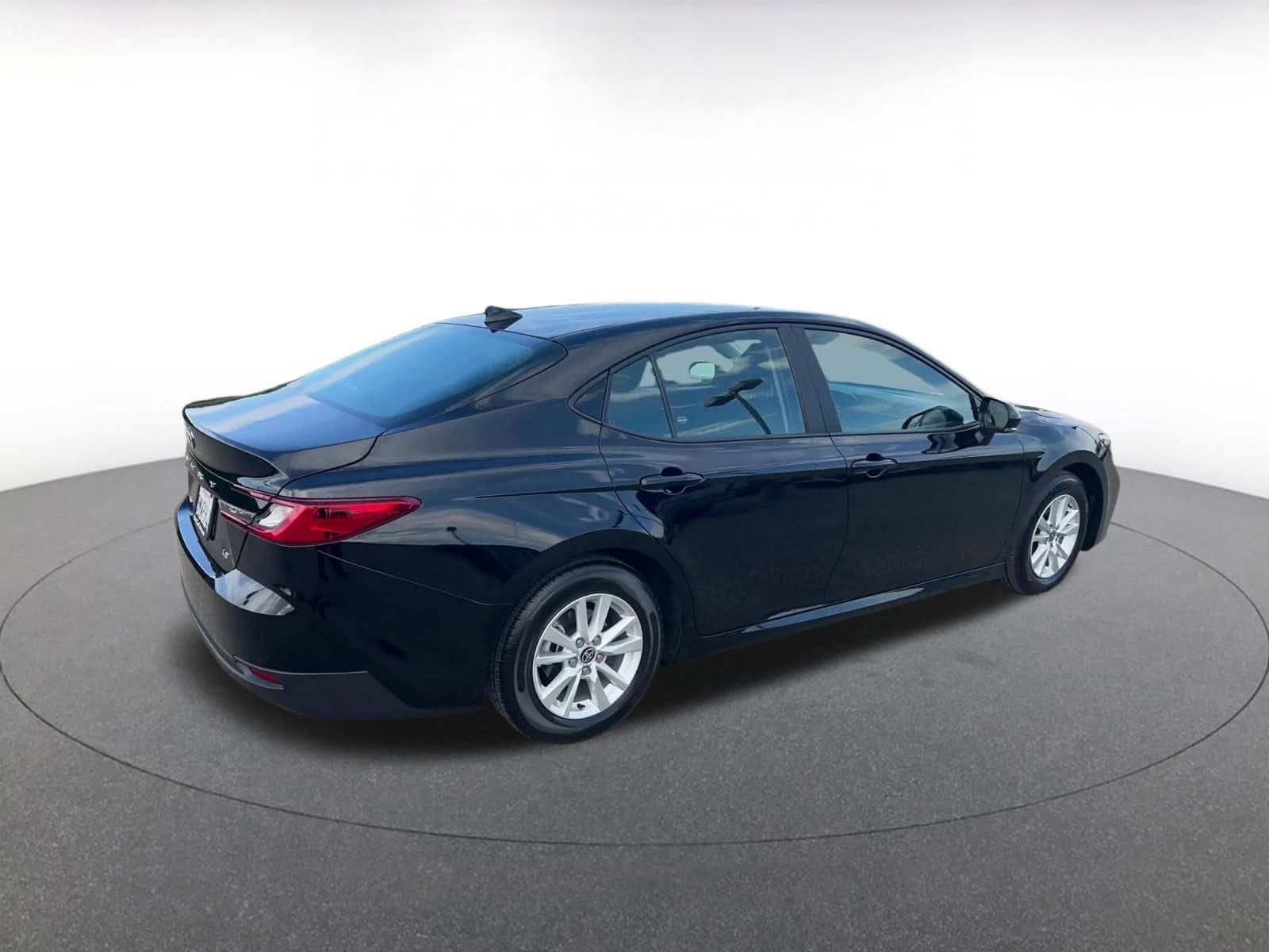 Thumbnail: 2025 Toyota Camry - 14