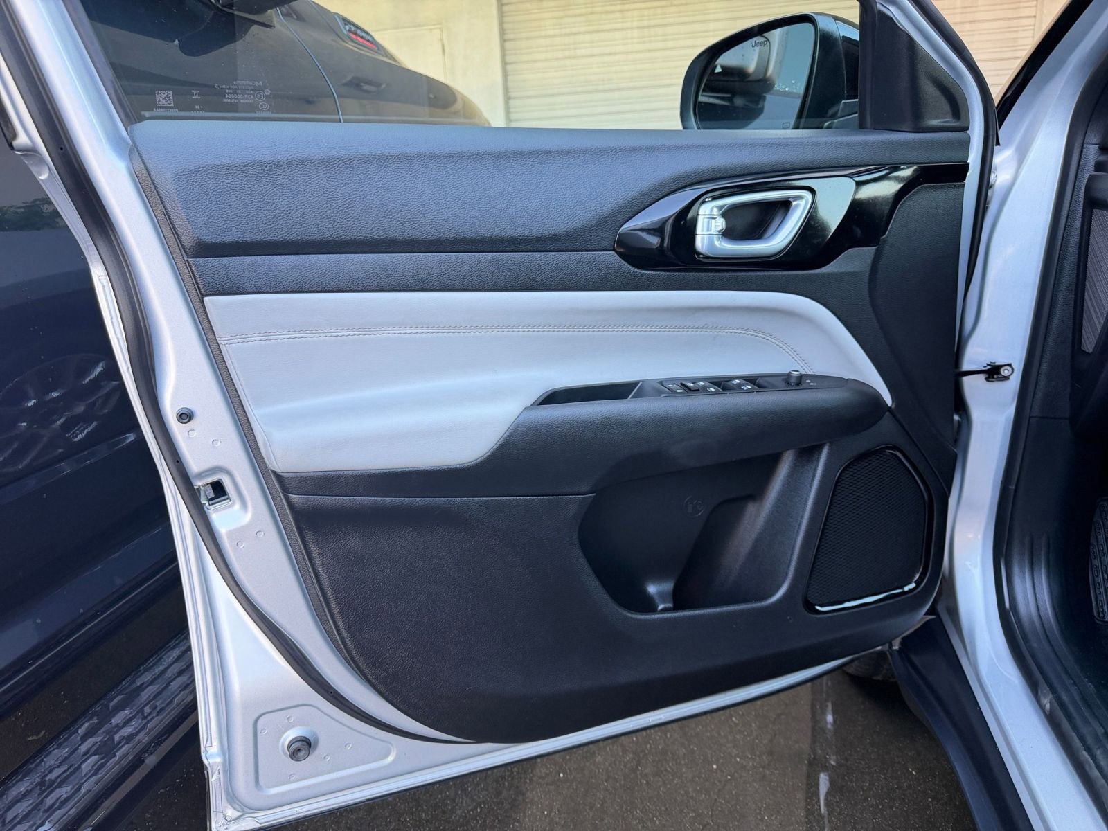 Thumbnail: 2025 Jeep Compass - 18