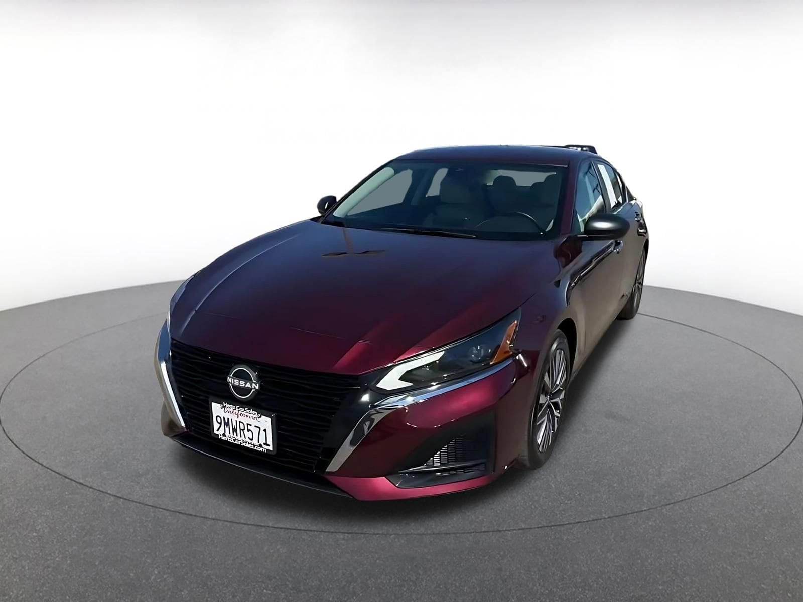 Thumbnail: 2025 Nissan Altima - 7