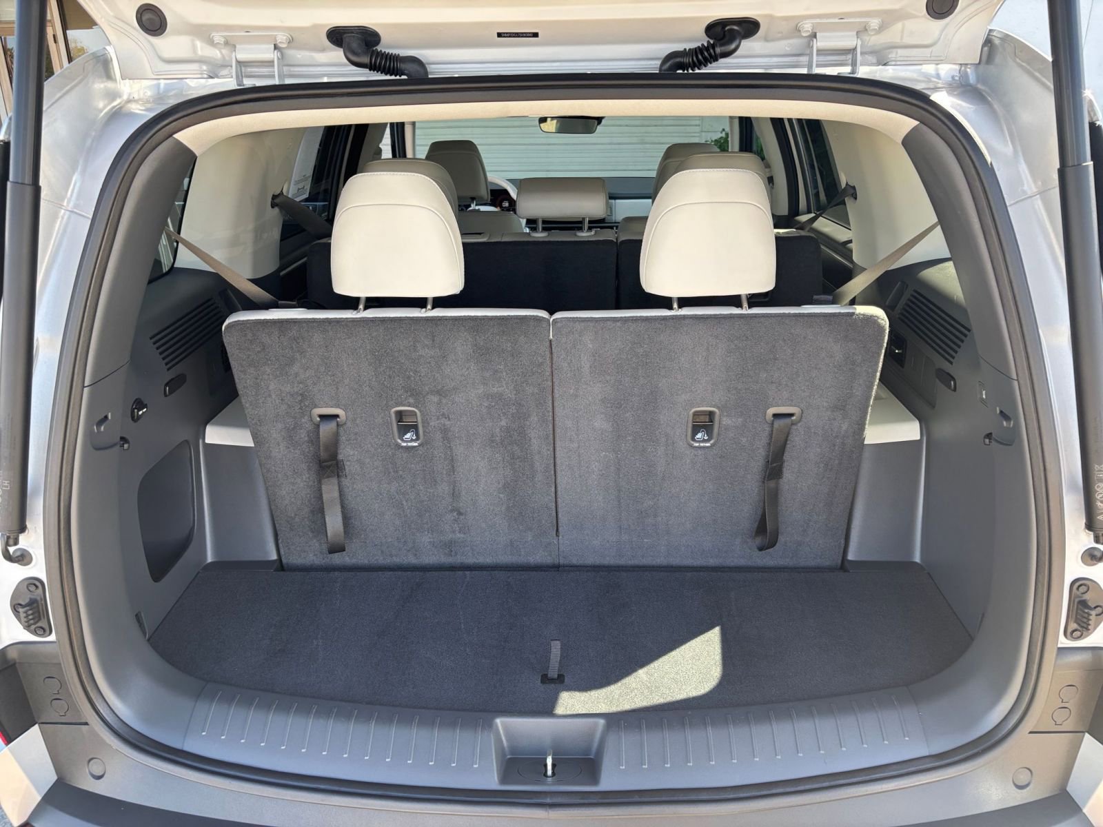 Thumbnail: 2025 Hyundai Santa Fe - 33