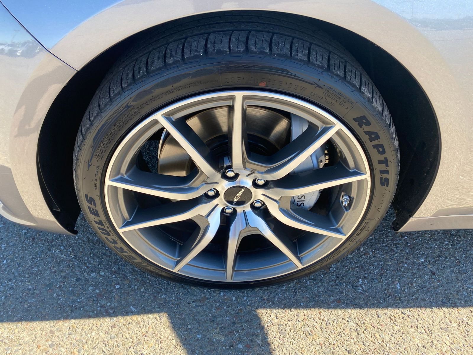 Thumbnail: 2025 Genesis G70 - 32