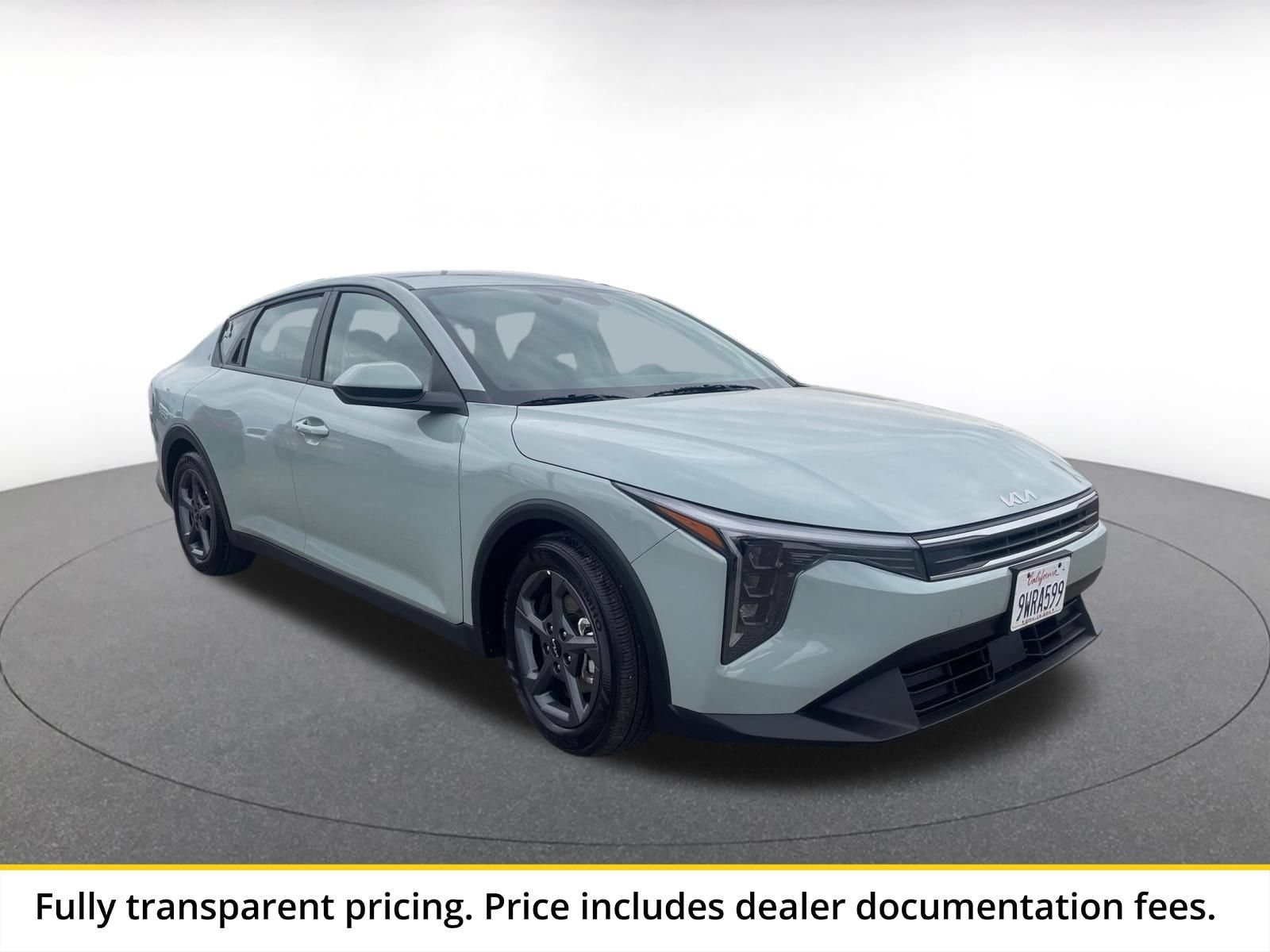 Thumbnail: 2026 Kia K4 - 1