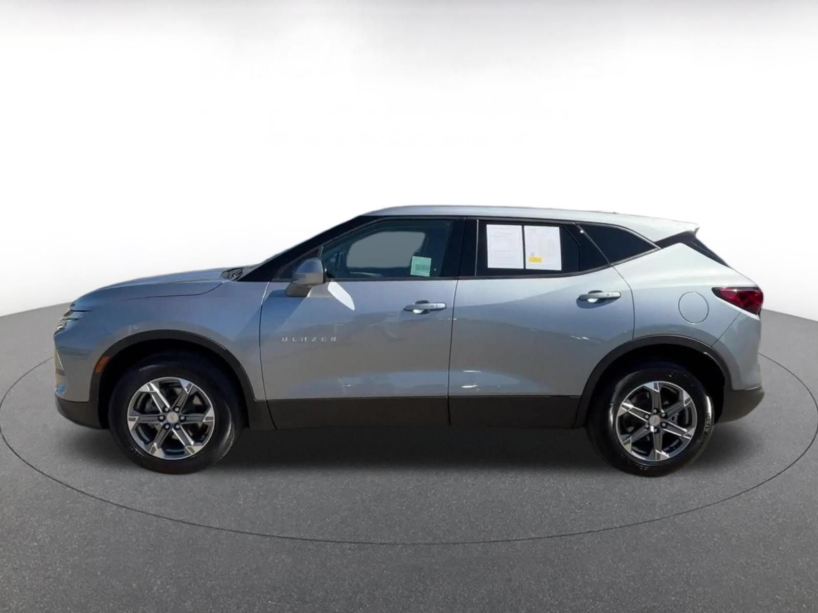 Thumbnail: 2025 Chevrolet Blazer - 9