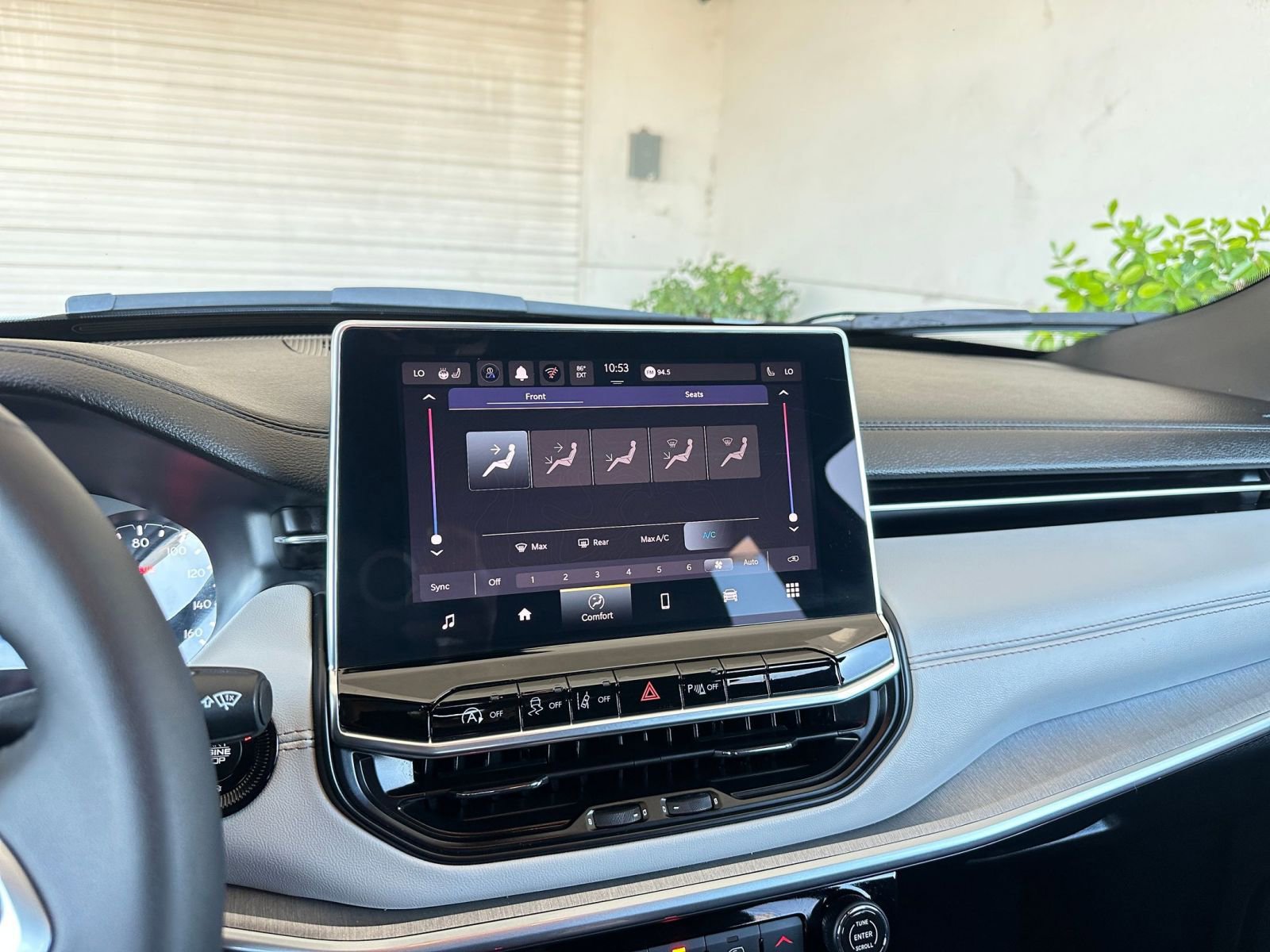 Thumbnail: 2025 Jeep Compass - 21