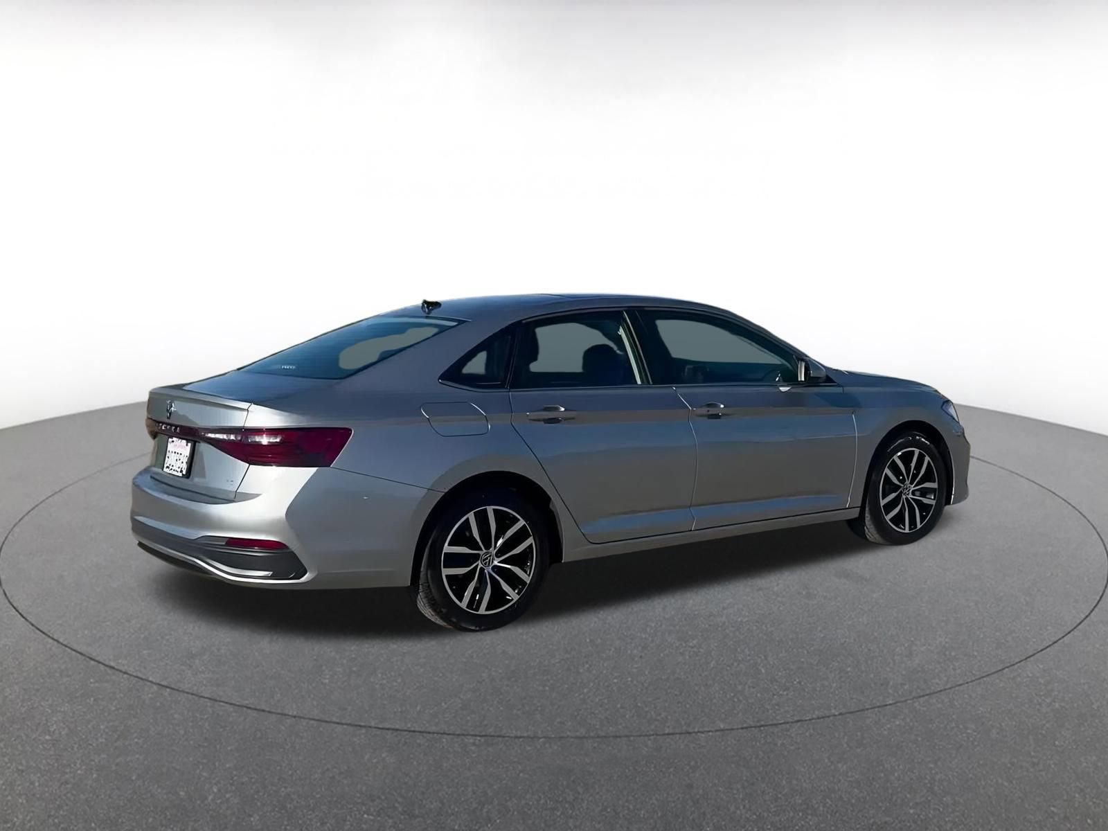 Thumbnail: 2025 Volkswagen Jetta - 14