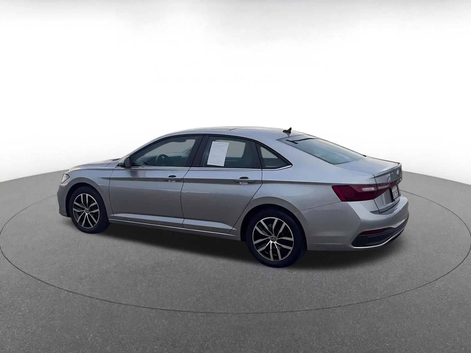 Thumbnail: 2025 Volkswagen Jetta - 11