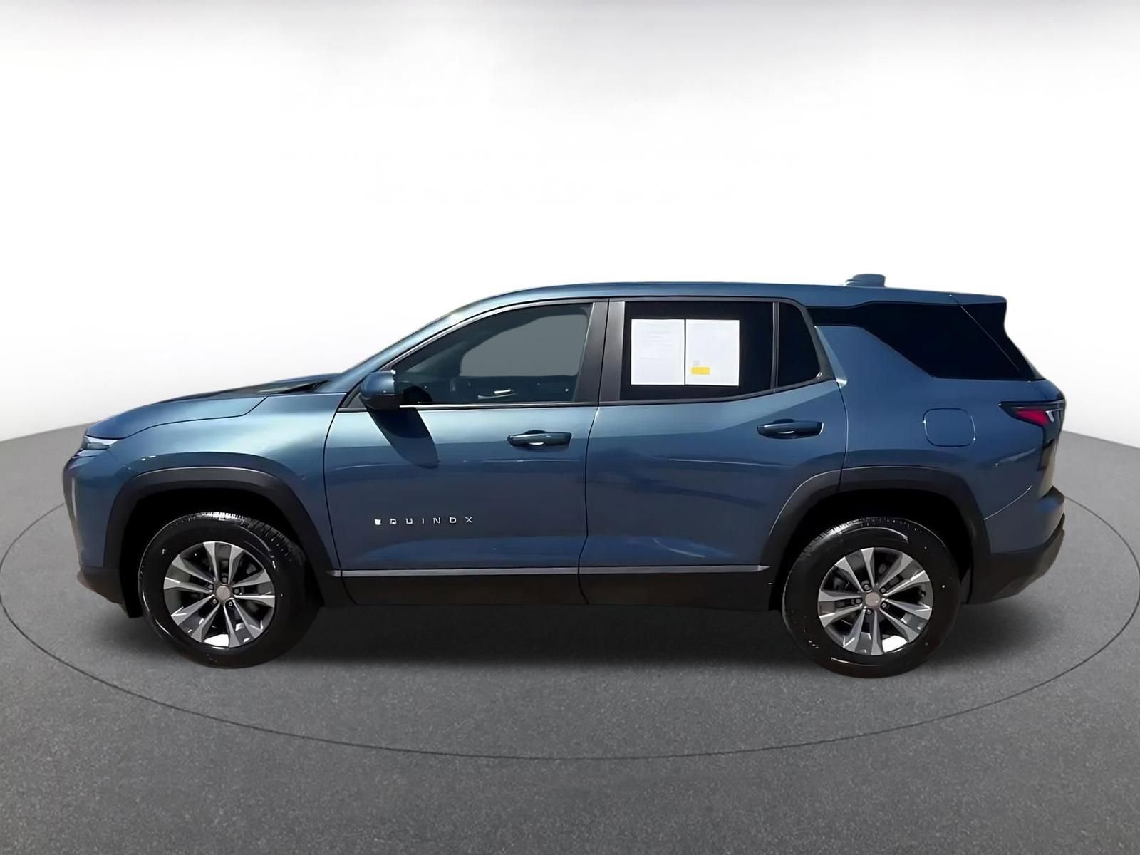 Thumbnail: 2025 Chevrolet Equinox - 9