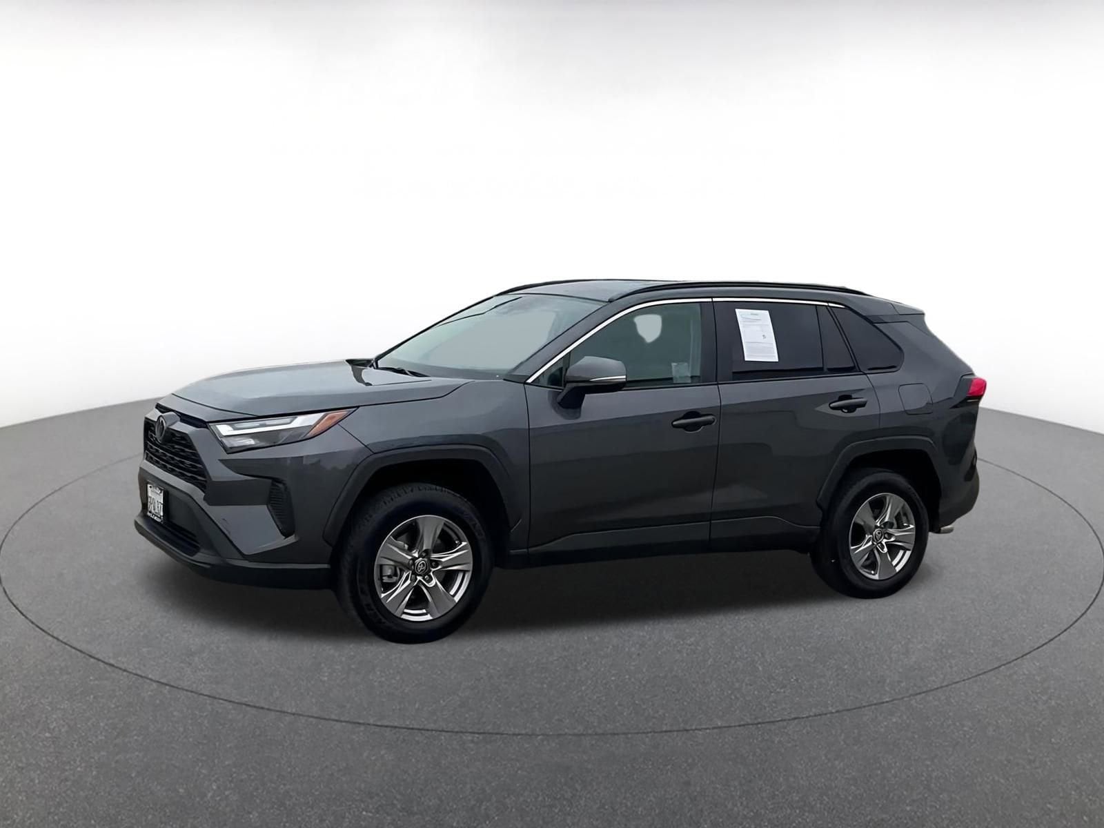 Thumbnail: 2025 Toyota RAV4 - 8