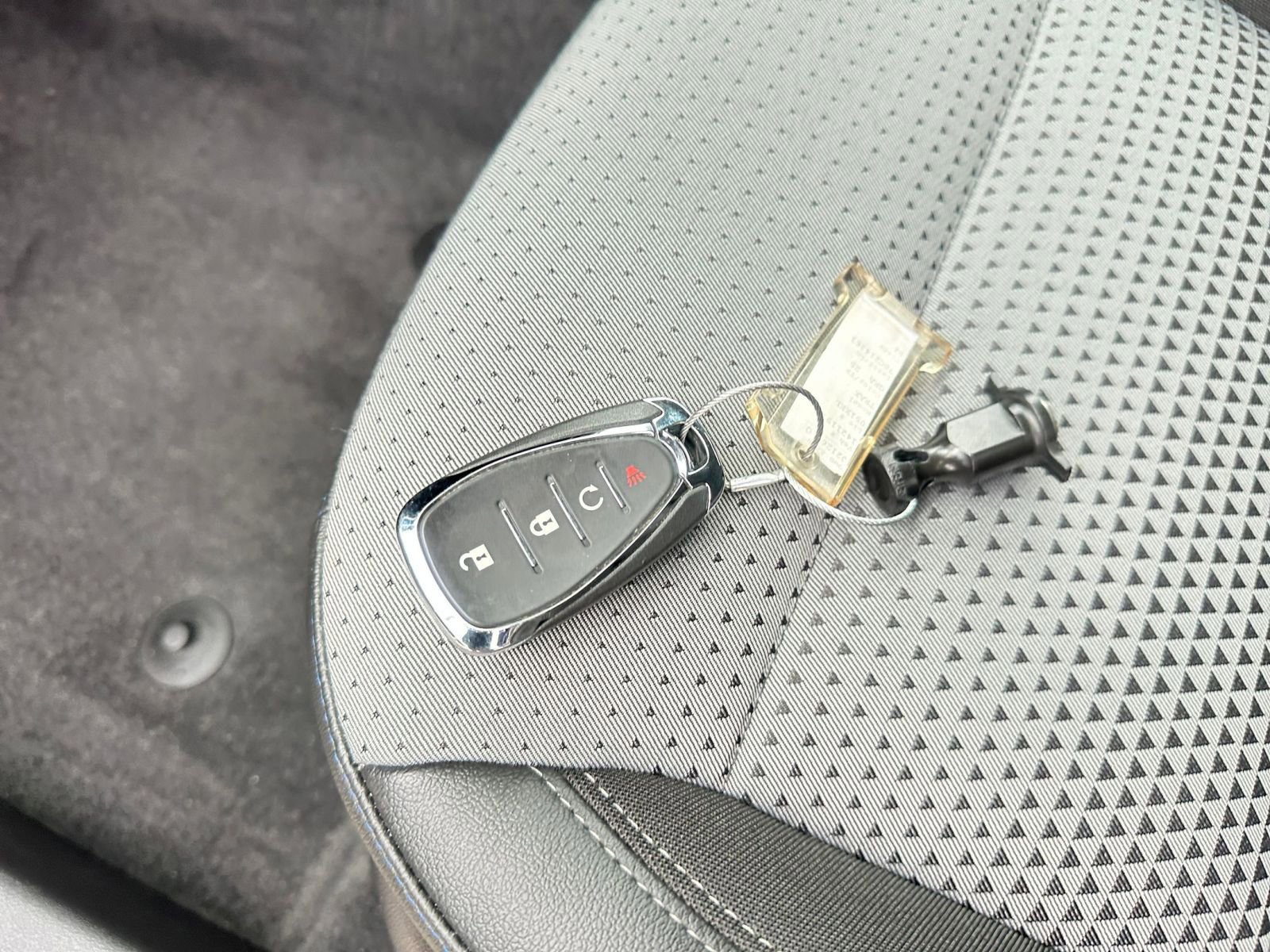 Thumbnail: 2025 Chevrolet Trax - 22