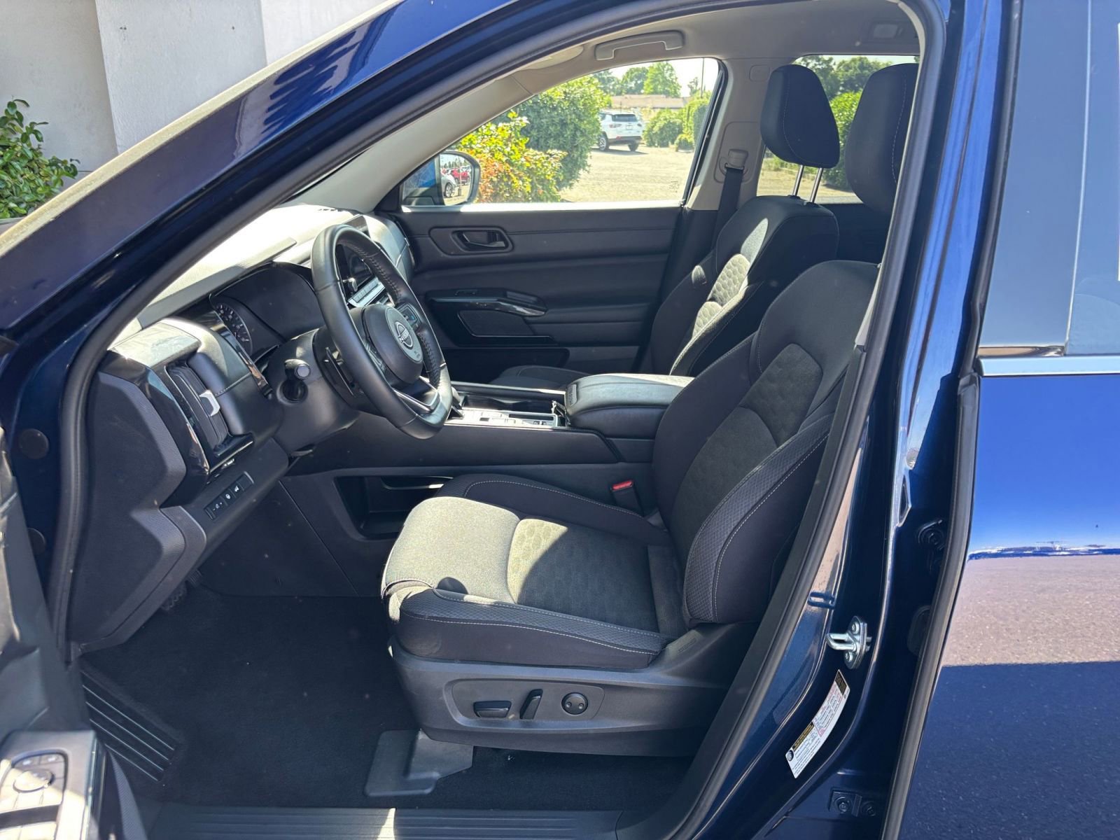 Thumbnail: 2025 Nissan Pathfinder - 29