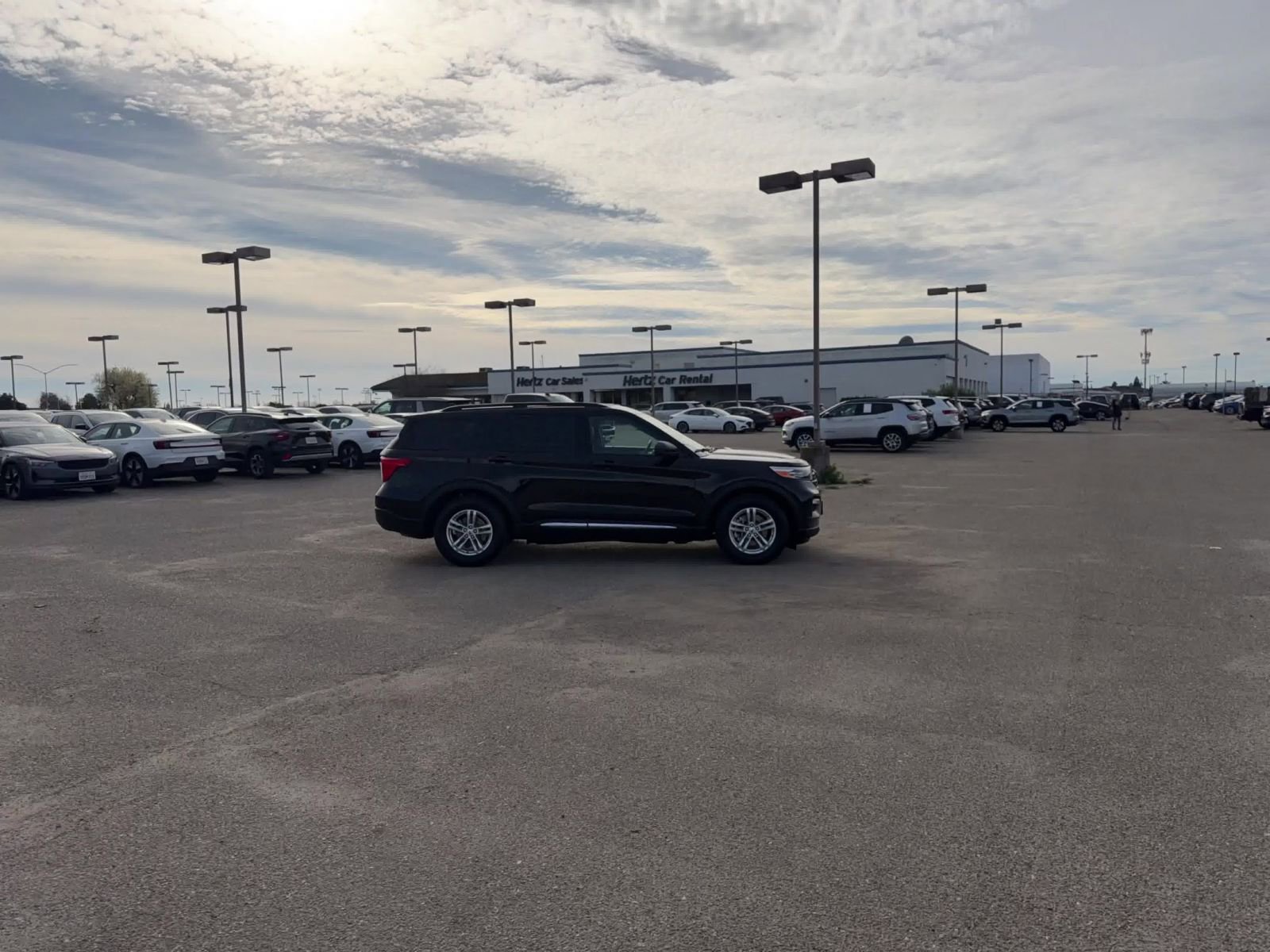 Thumbnail: 2023 Ford Explorer - 16