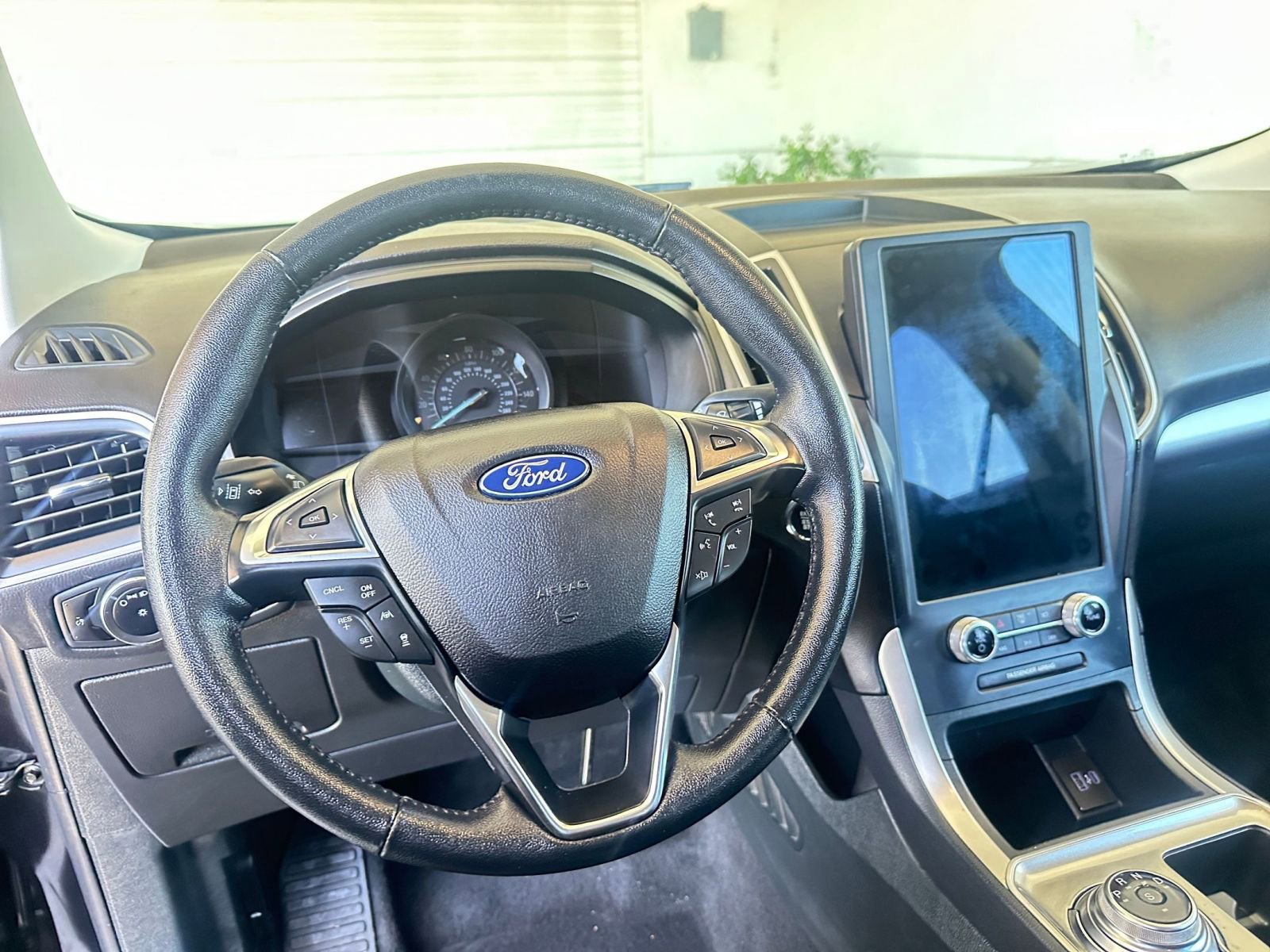 Thumbnail: 2023 Ford Edge - 28