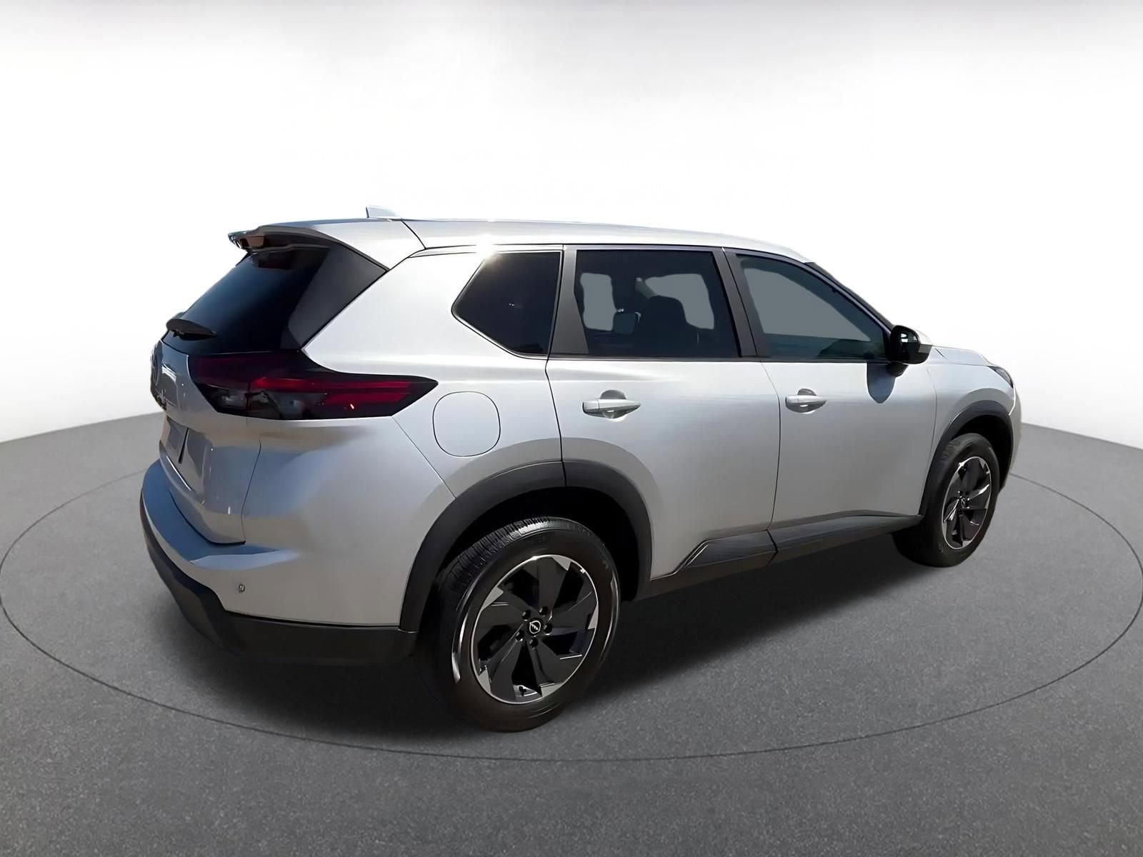 Thumbnail: 2025 Nissan Rogue - 14