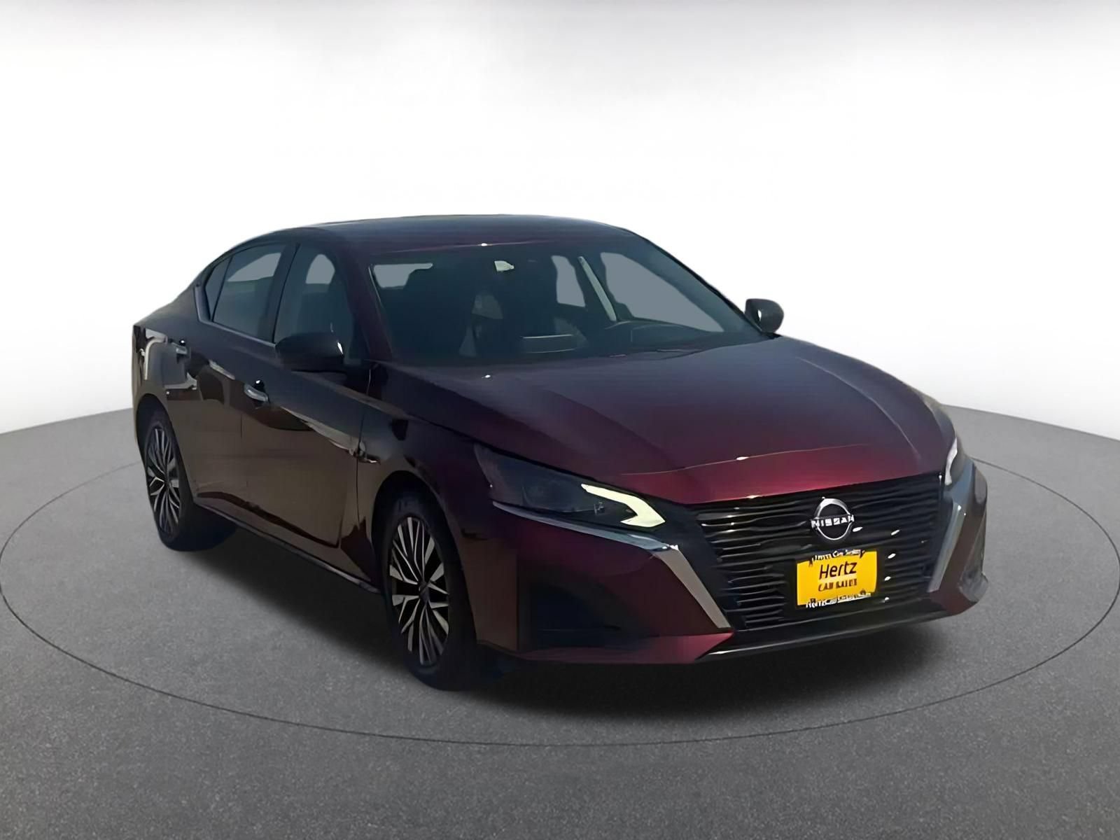 Thumbnail: 2025 Nissan Altima - 9