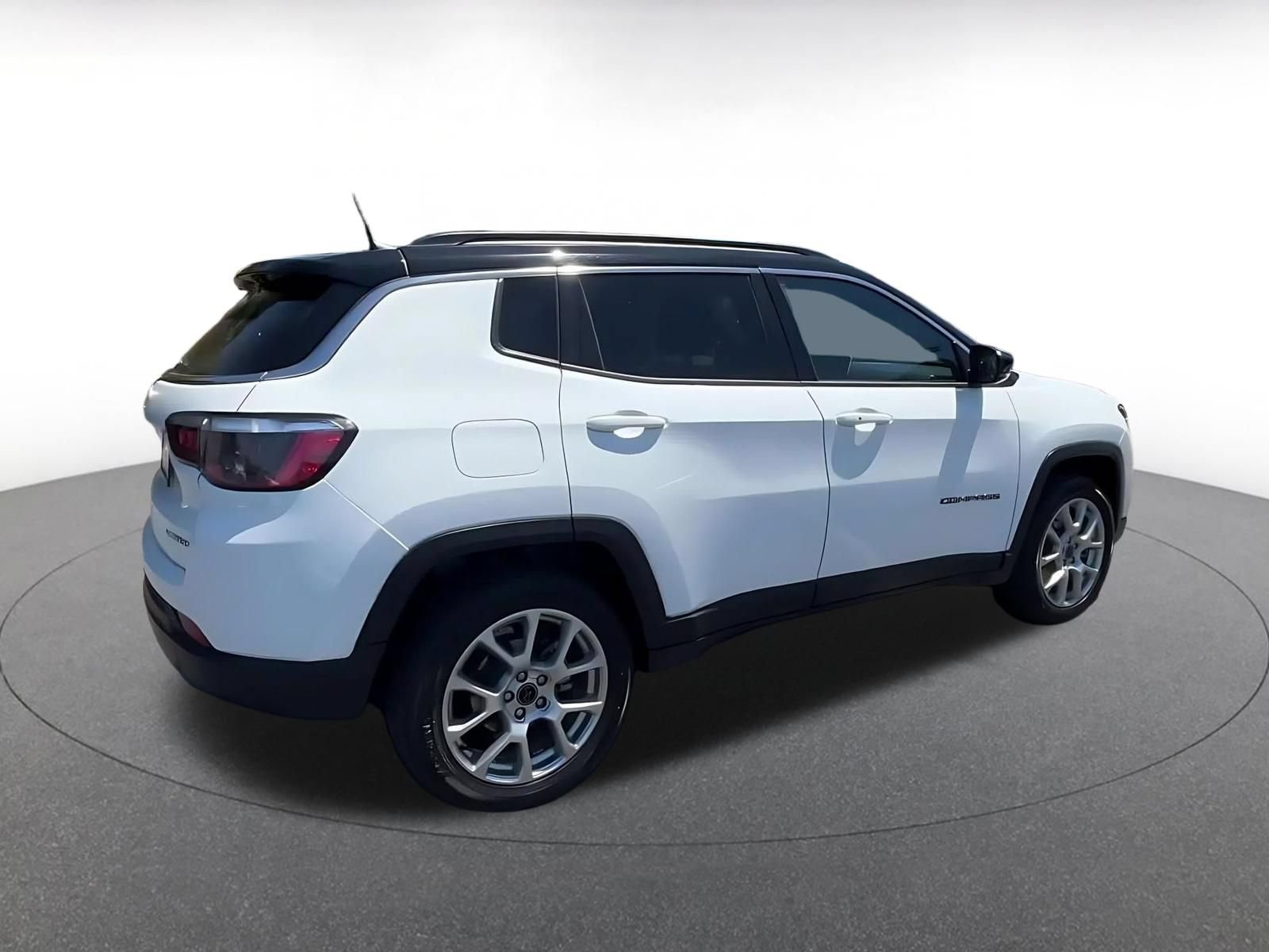 Thumbnail: 2025 Jeep Compass - 13