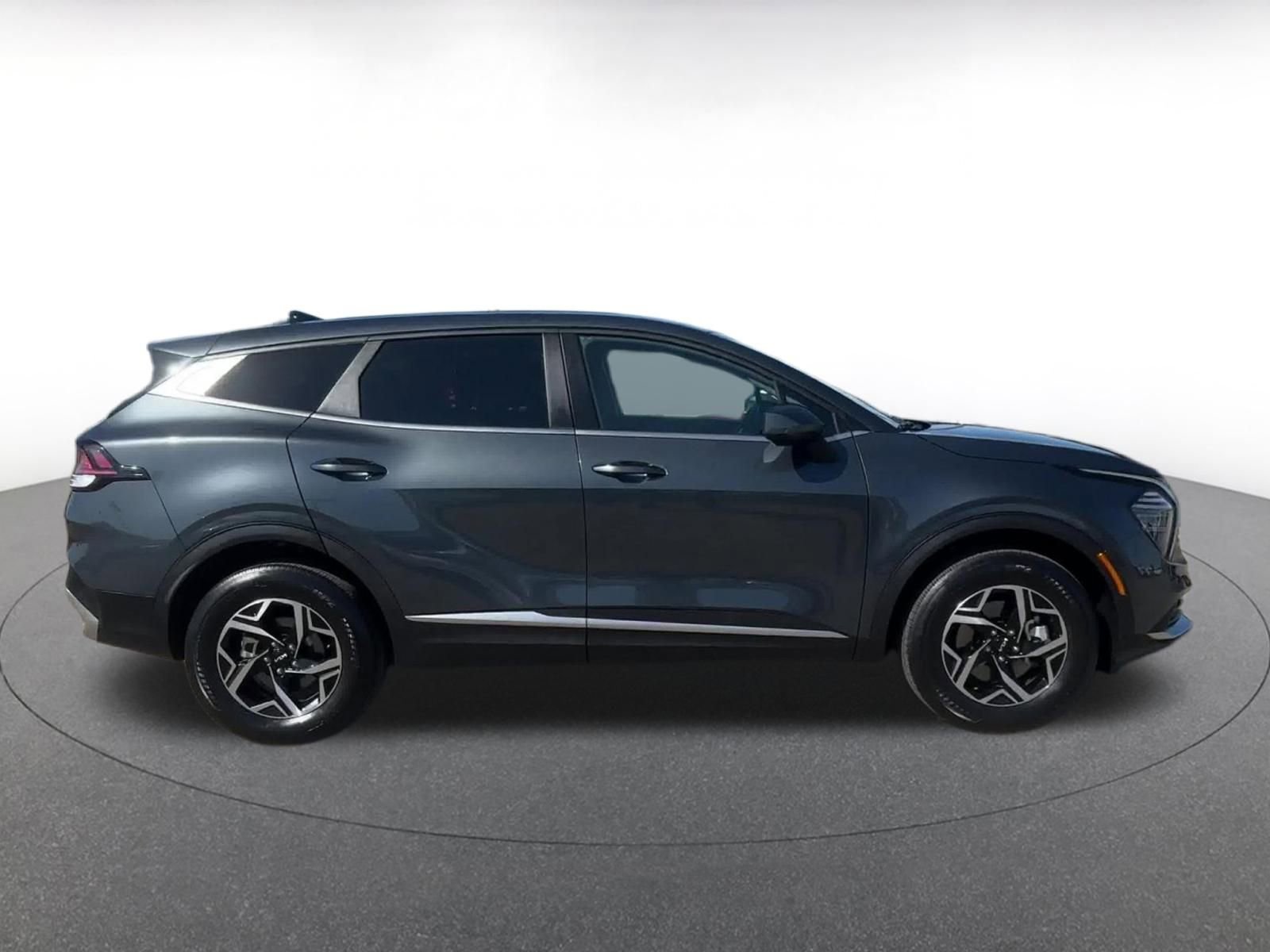 Thumbnail: 2024 Kia Sportage - 16