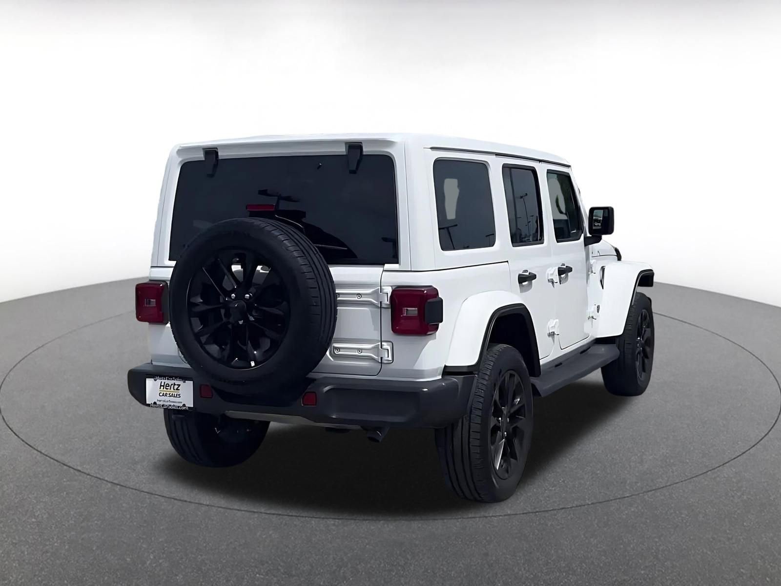 Thumbnail: 2025 Jeep Wrangler - 14
