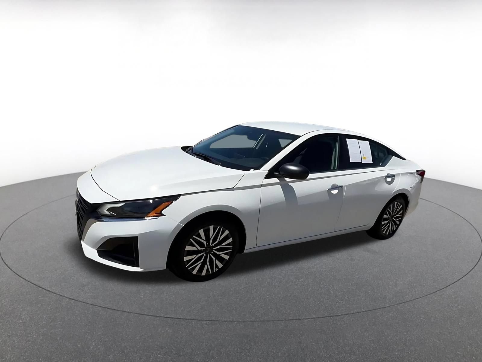 Thumbnail: 2025 Nissan Altima - 8