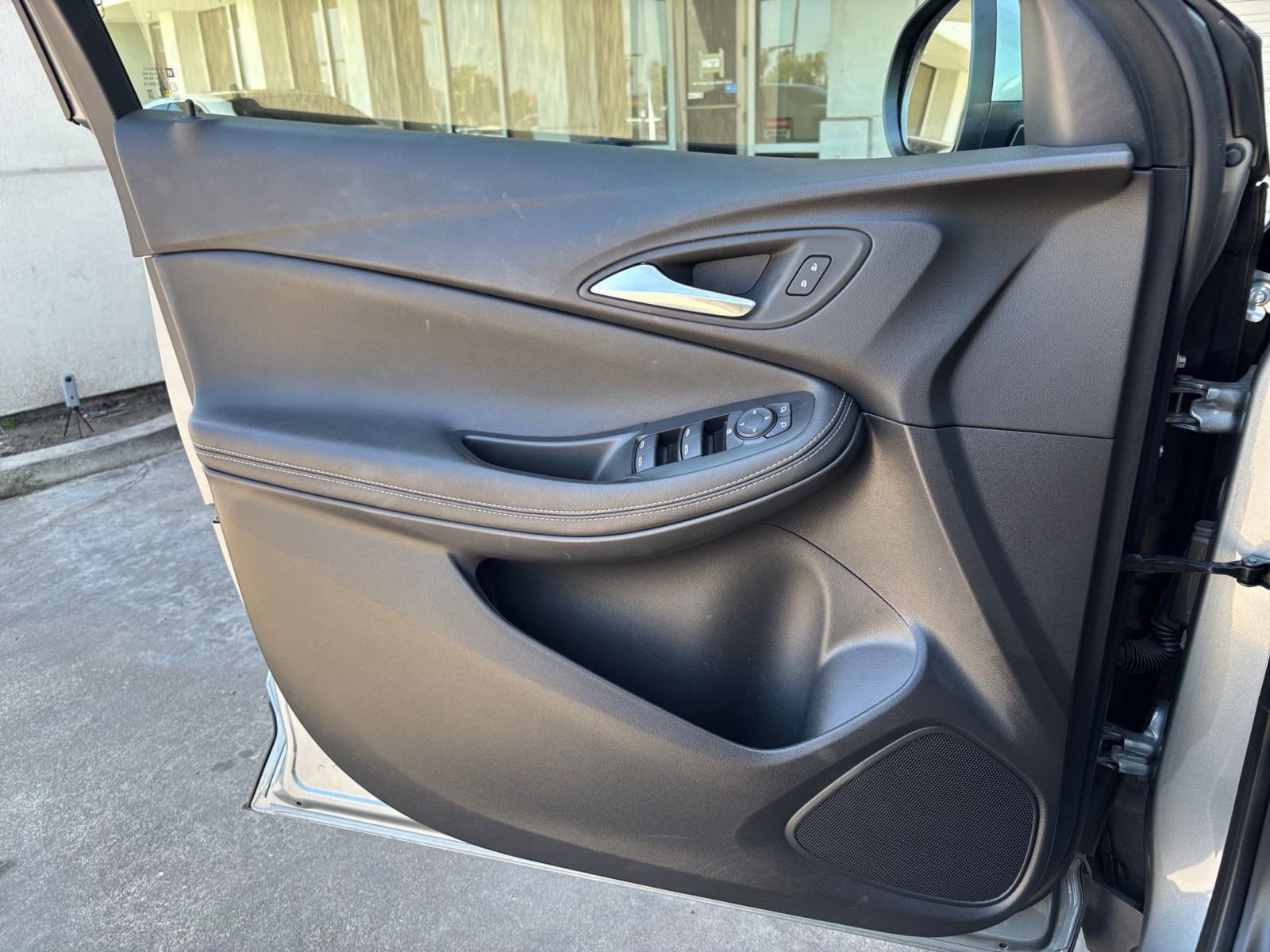 Thumbnail: 2025 Buick Encore GX - 18