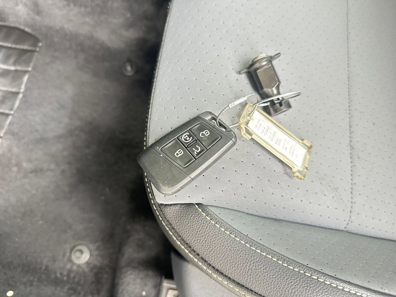 Thumbnail: 2025 Volkswagen Jetta - 22