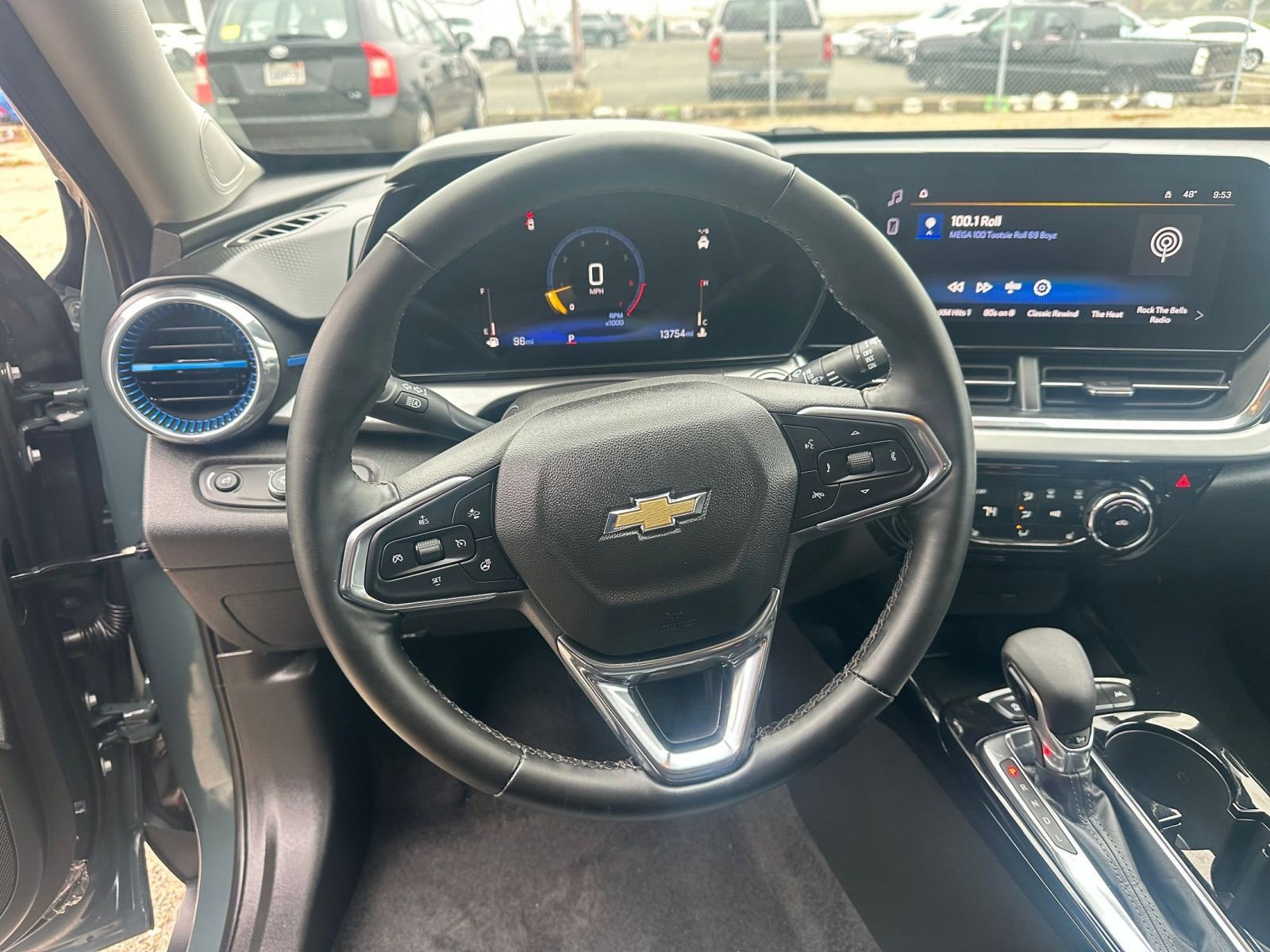 Thumbnail: 2025 Chevrolet Trax - 29