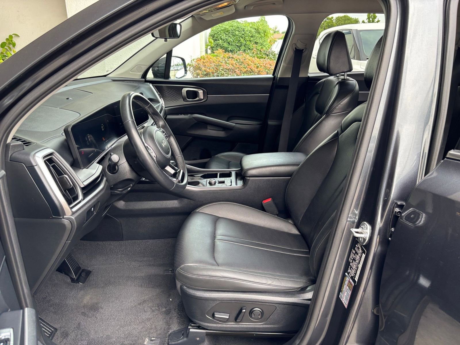 Thumbnail: 2024 Kia Sorento - 28