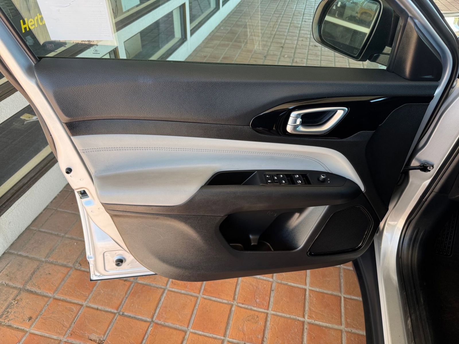 Thumbnail: 2025 Jeep Compass - 18