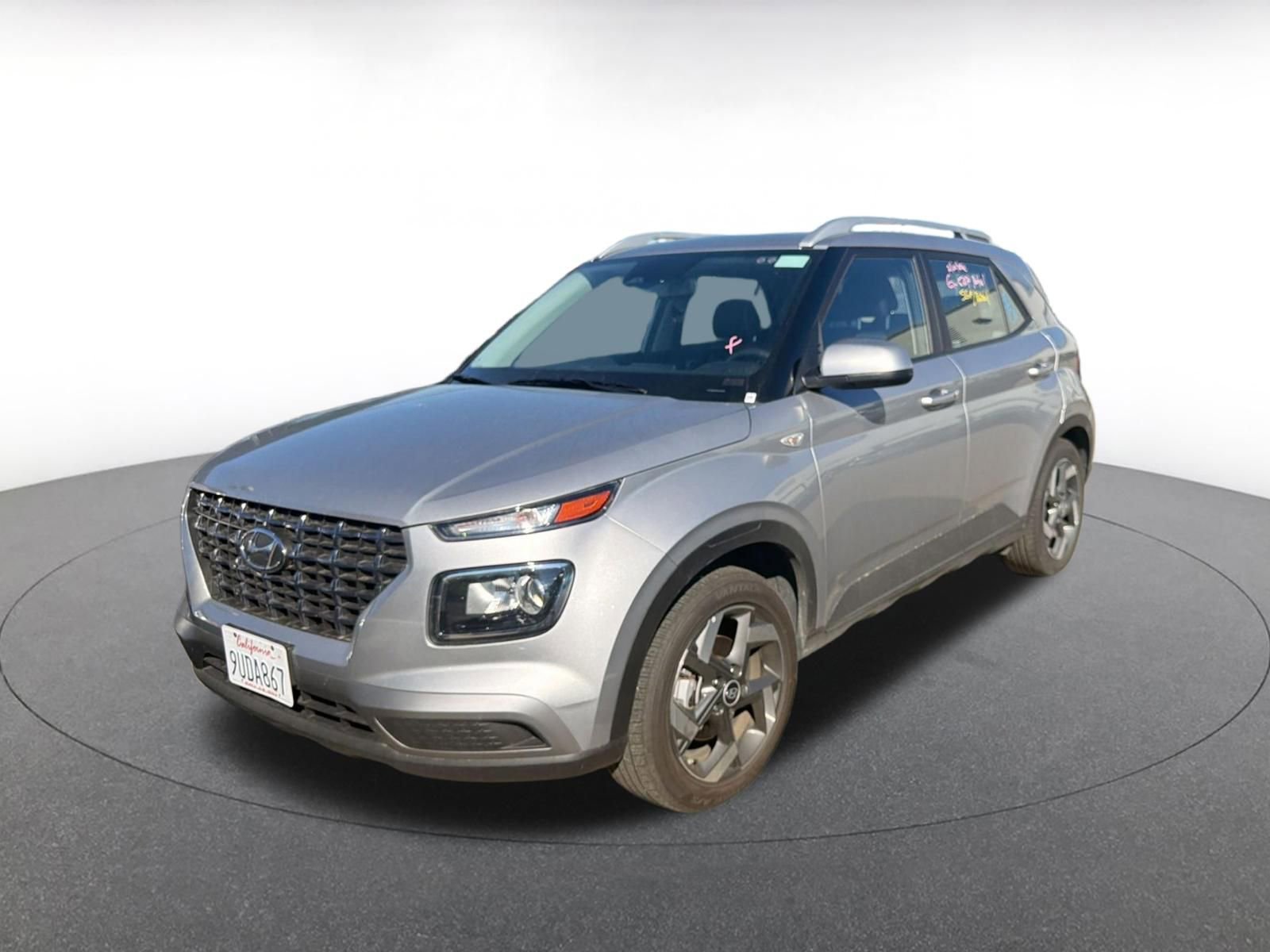 Thumbnail: 2025 Hyundai Venue - 2