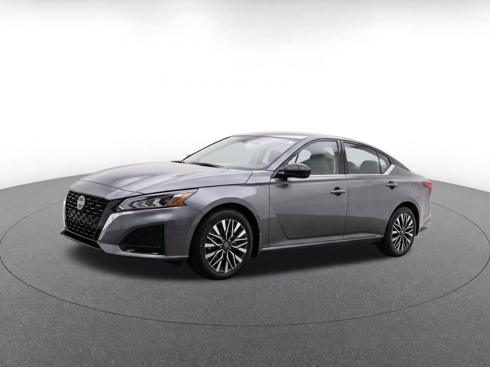 Thumbnail: 2025 Nissan Altima - 3