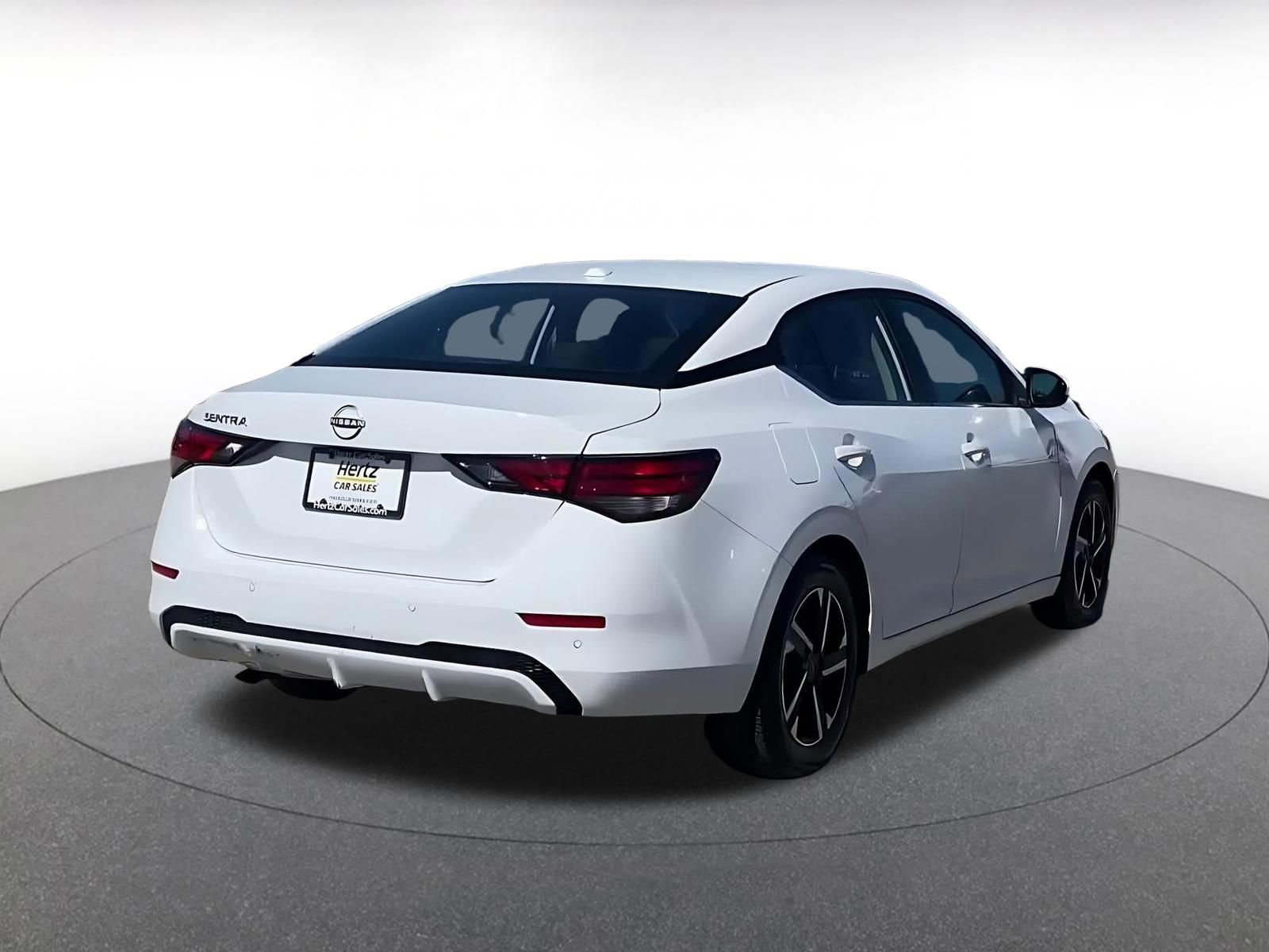 Thumbnail: 2025 Nissan Sentra - 14