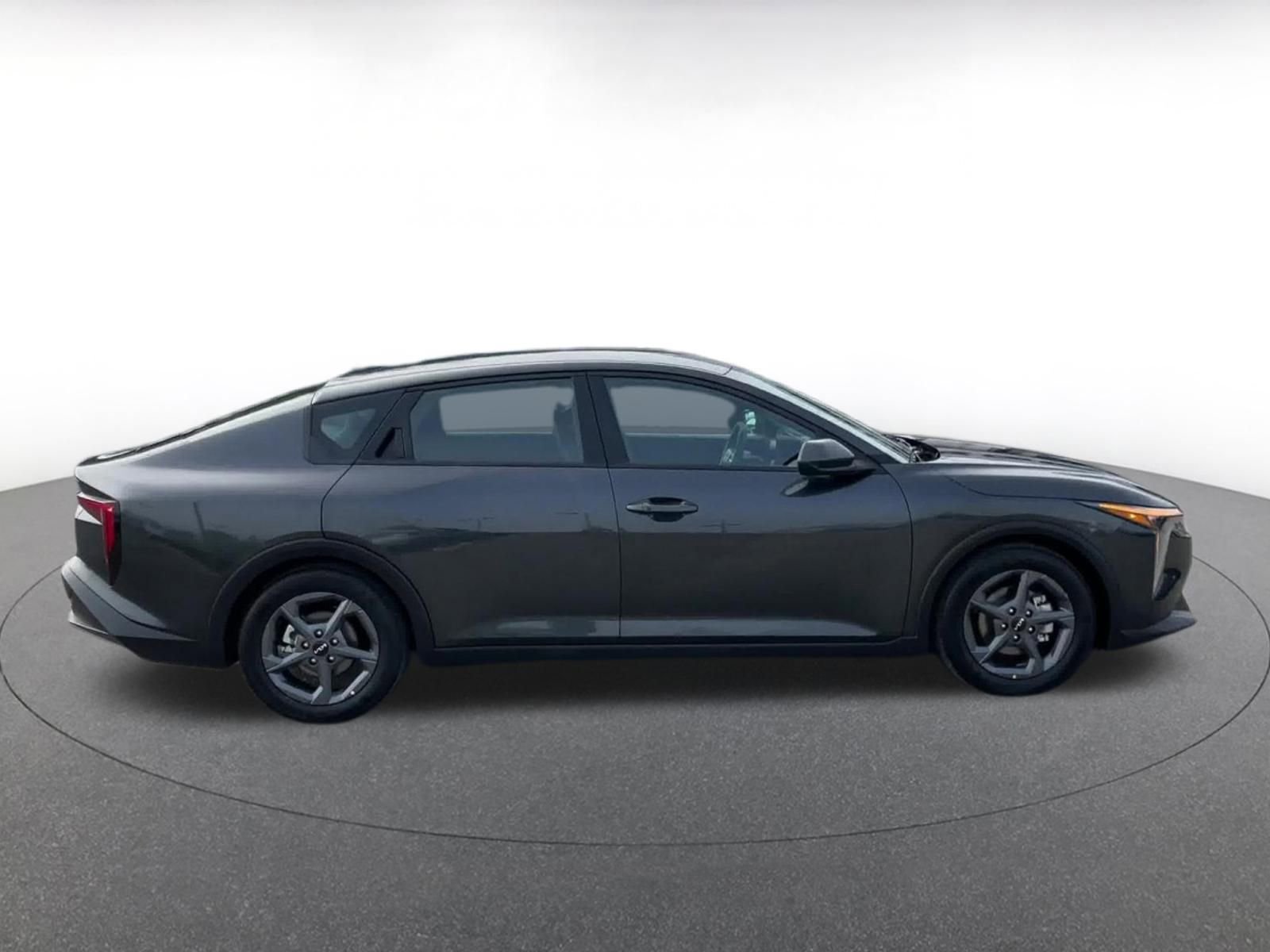 Thumbnail: 2025 Kia K4 - 16