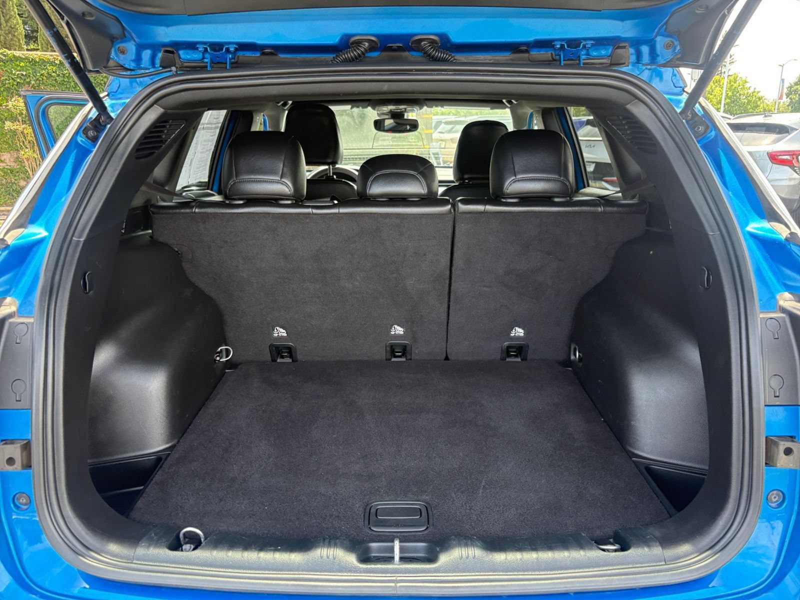 Thumbnail: 2025 Jeep Compass - 32