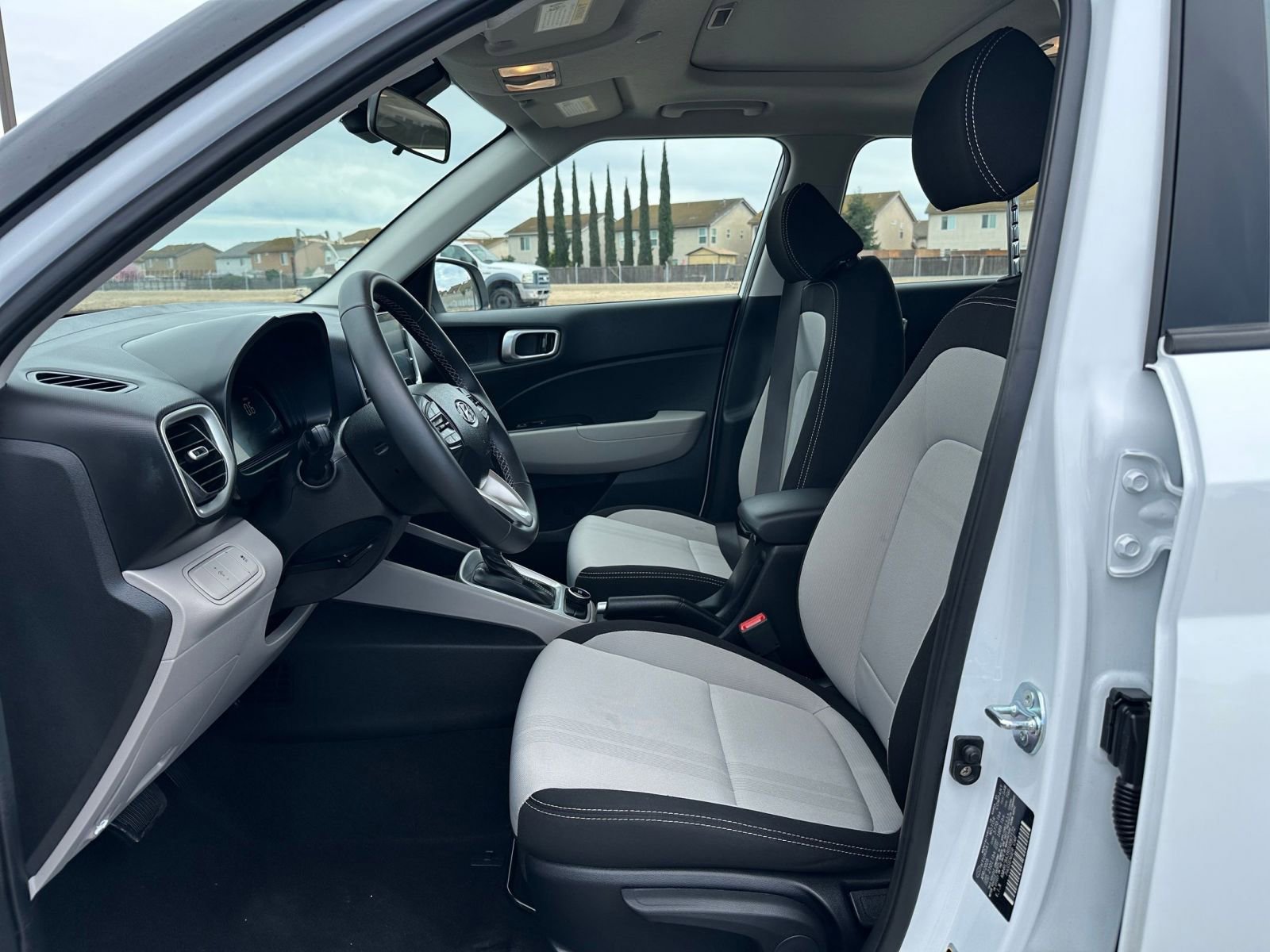 Thumbnail: 2025 Hyundai Venue - 27