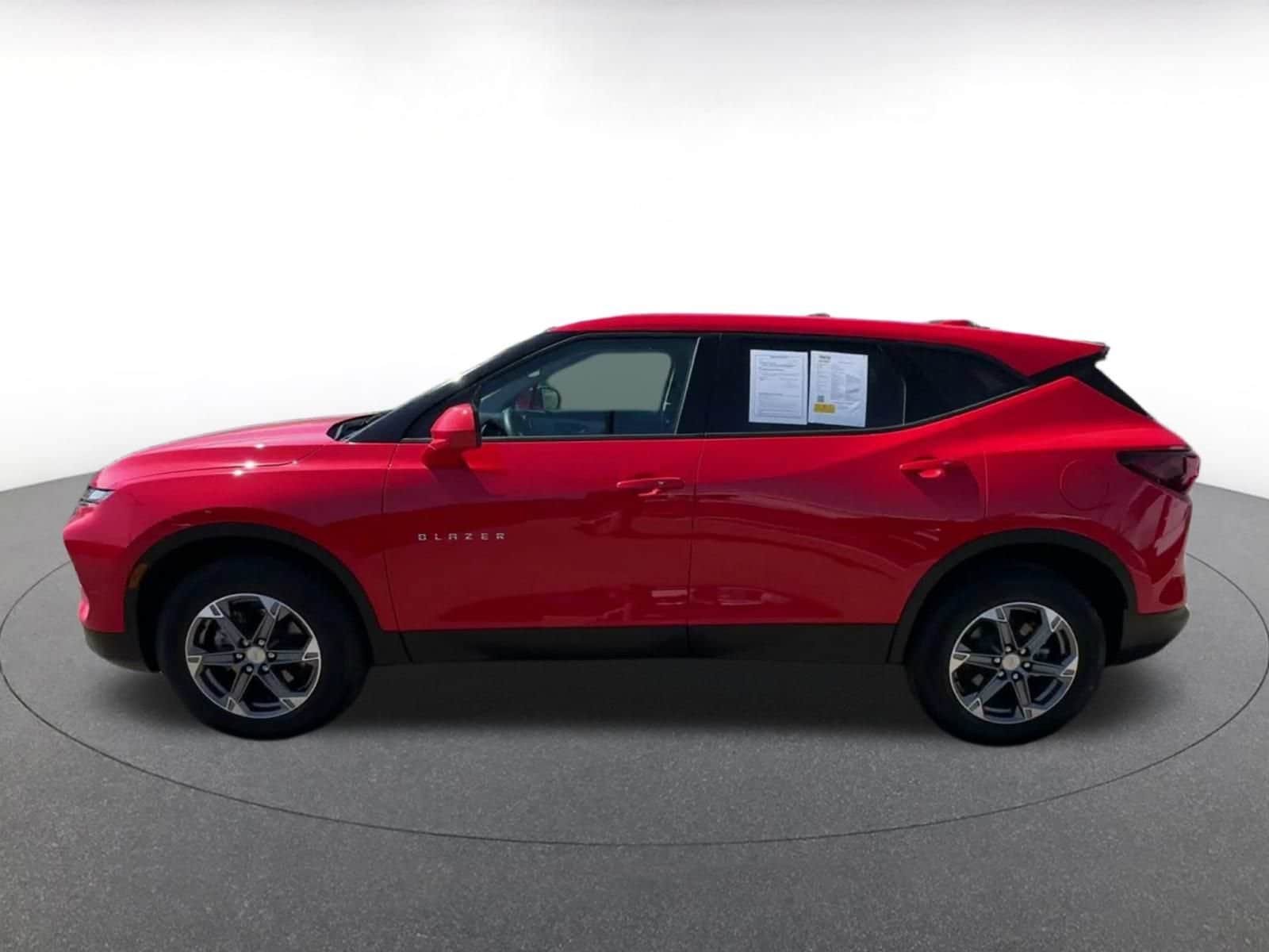 Thumbnail: 2026 Chevrolet Blazer - 8