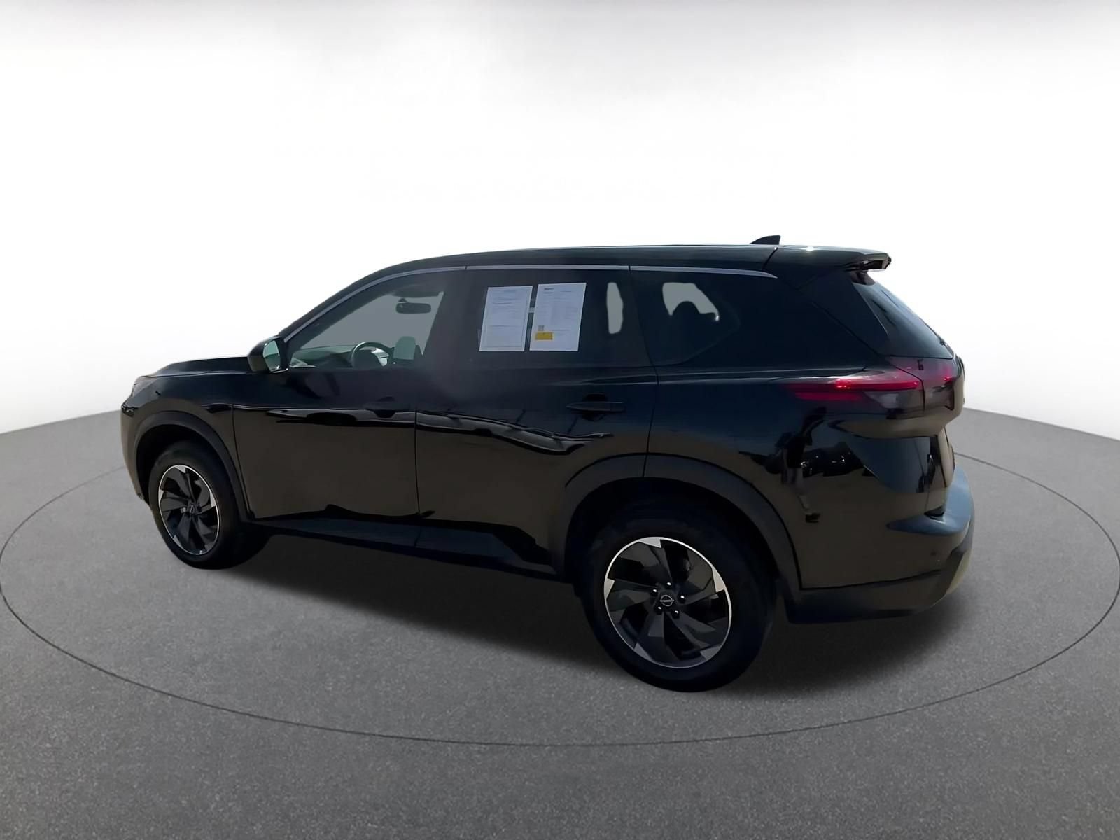 Thumbnail: 2025 Nissan Rogue - 10