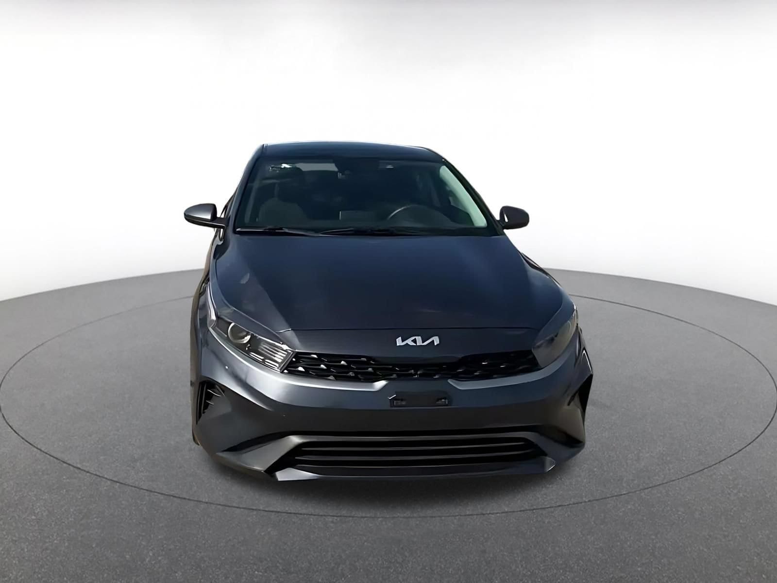 Thumbnail: 2023 Kia Forte - 4